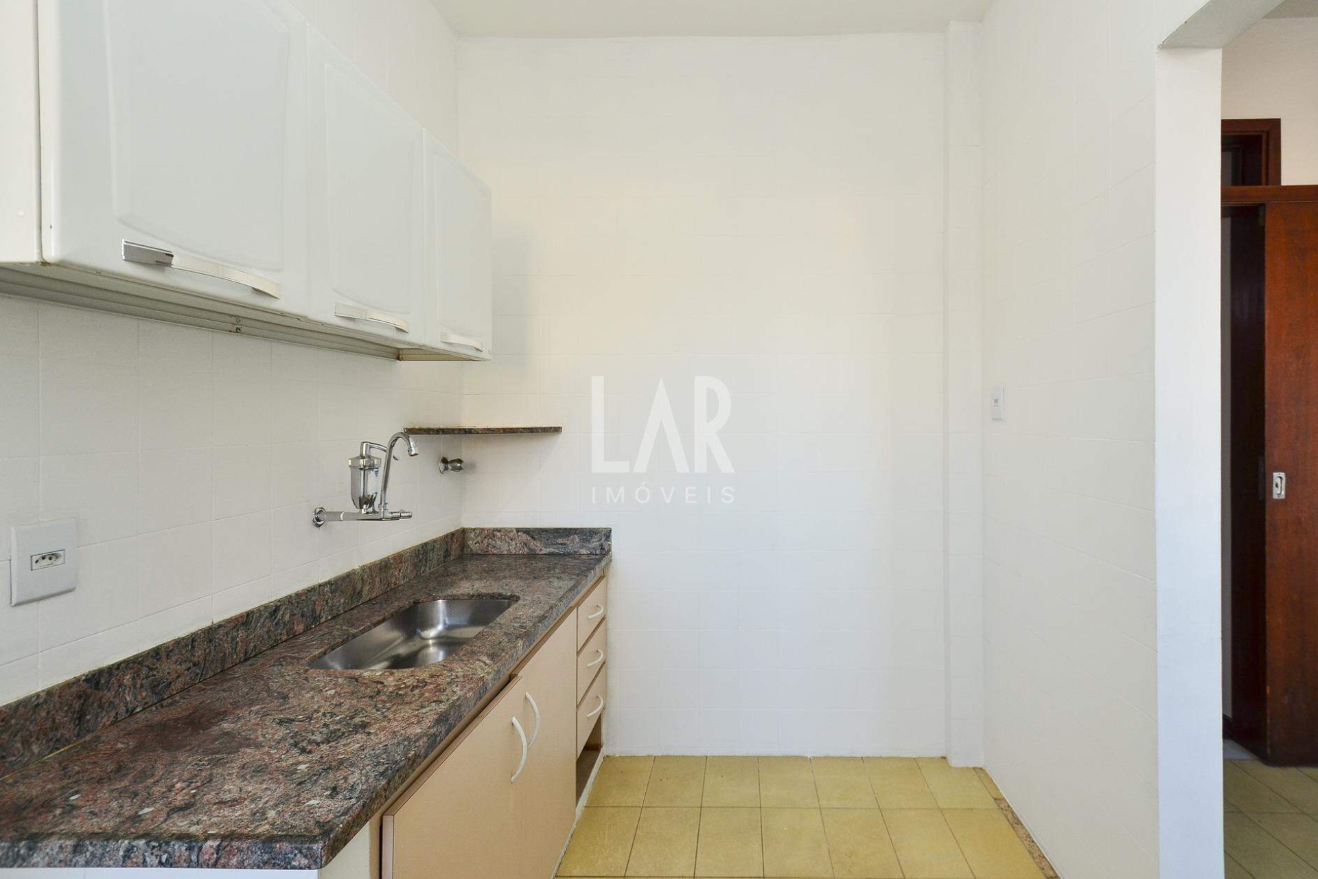 Apartamento de 3 quartos para alugar, Coração Eucarístico, Belo Horizonte - MG