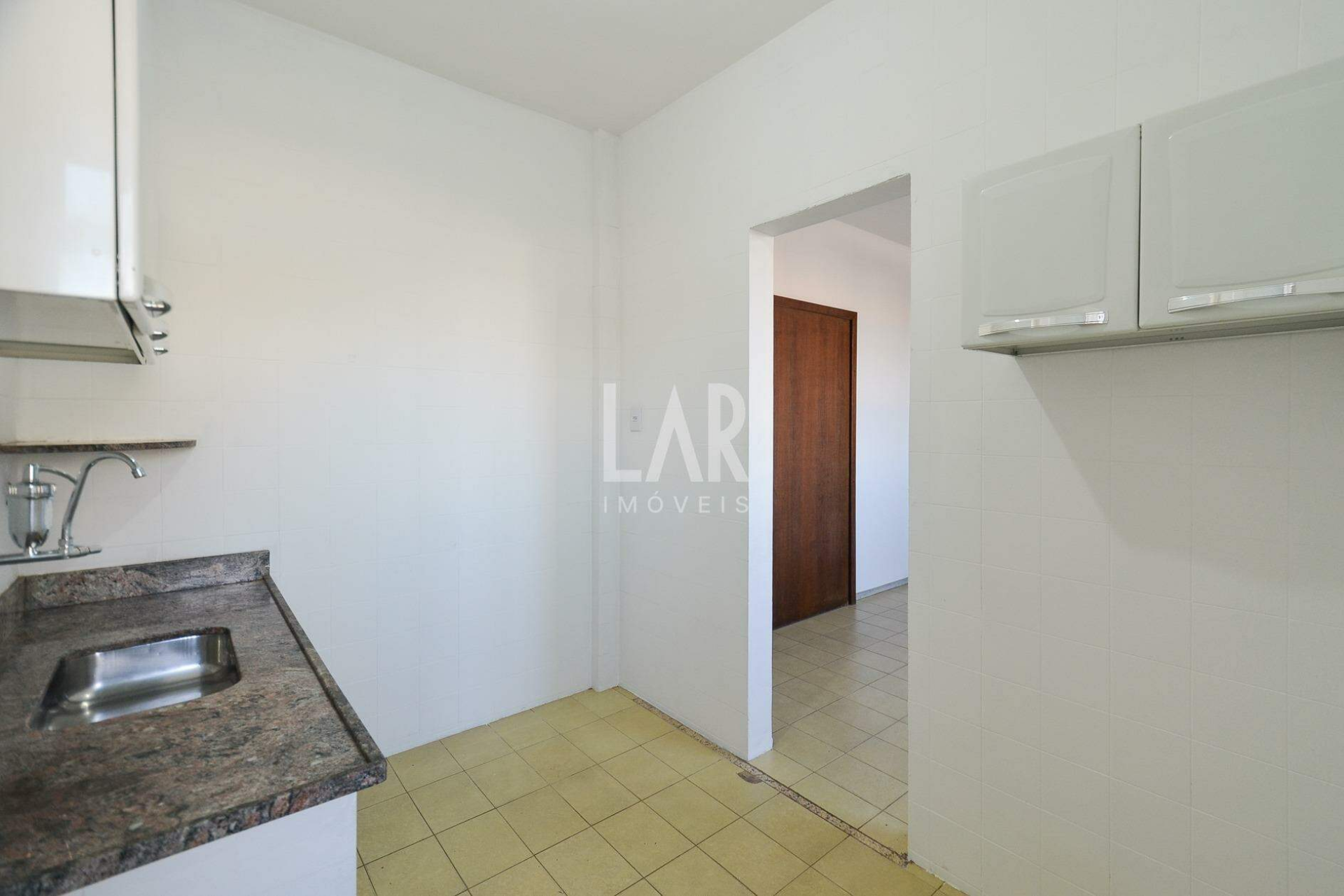 Apartamento de 3 quartos para alugar, Coração Eucarístico, Belo Horizonte - MG