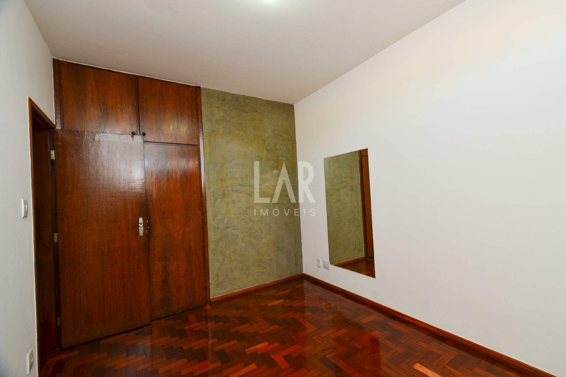 Apartamento de 3 quartos para alugar, Coração Eucarístico, Belo Horizonte - MG