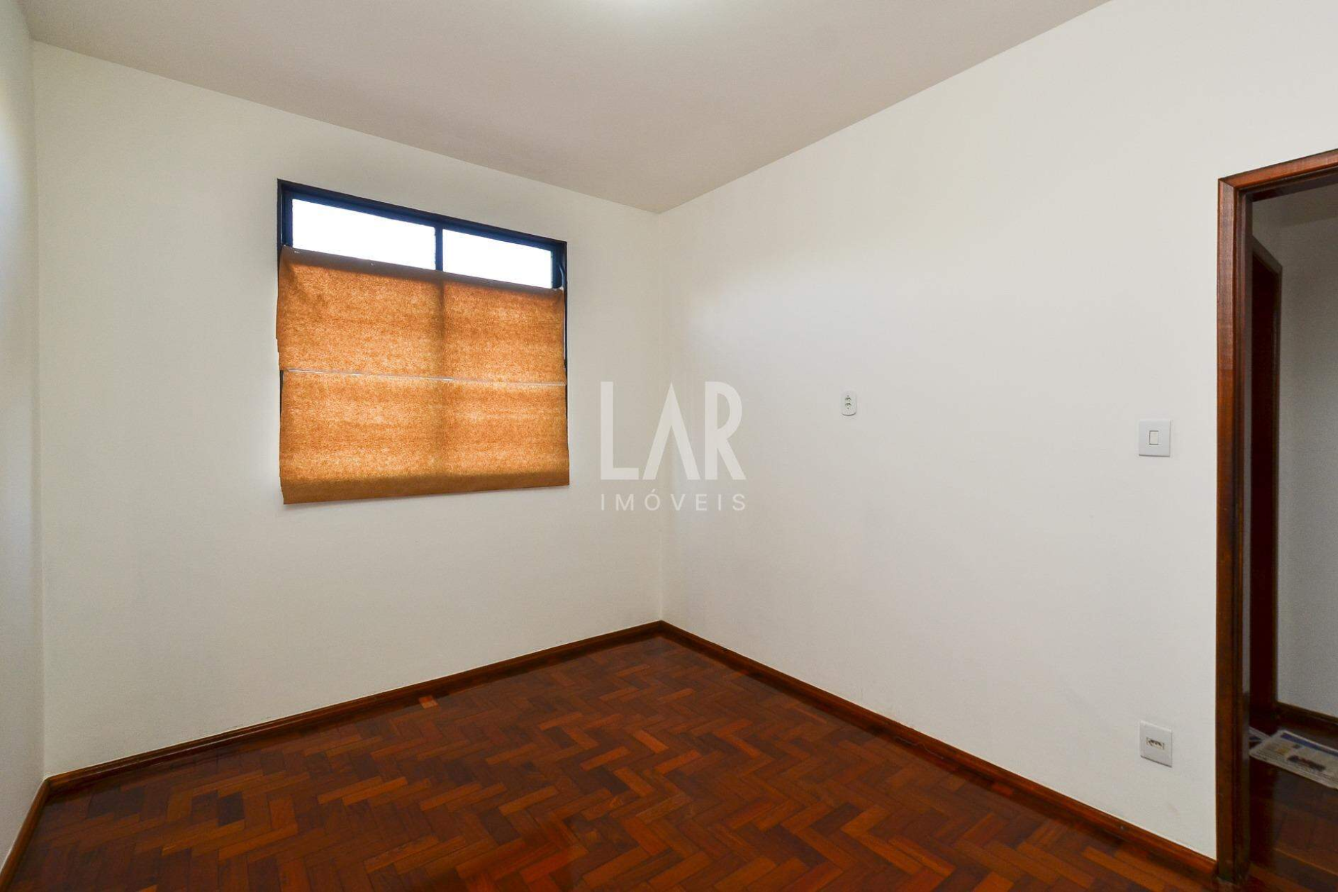 Apartamento de 3 quartos para alugar, Coração Eucarístico, Belo Horizonte - MG