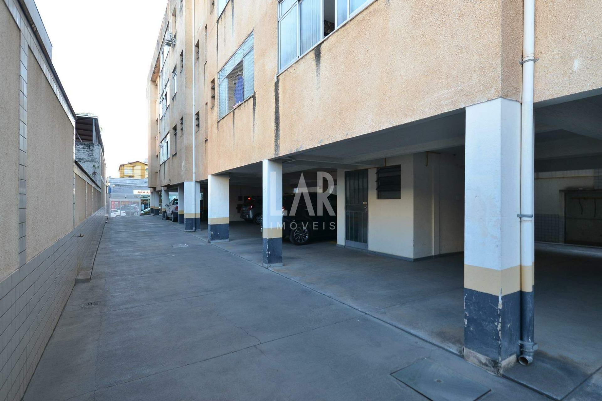Apartamento de 3 quartos para alugar, Coração Eucarístico, Belo Horizonte - MG