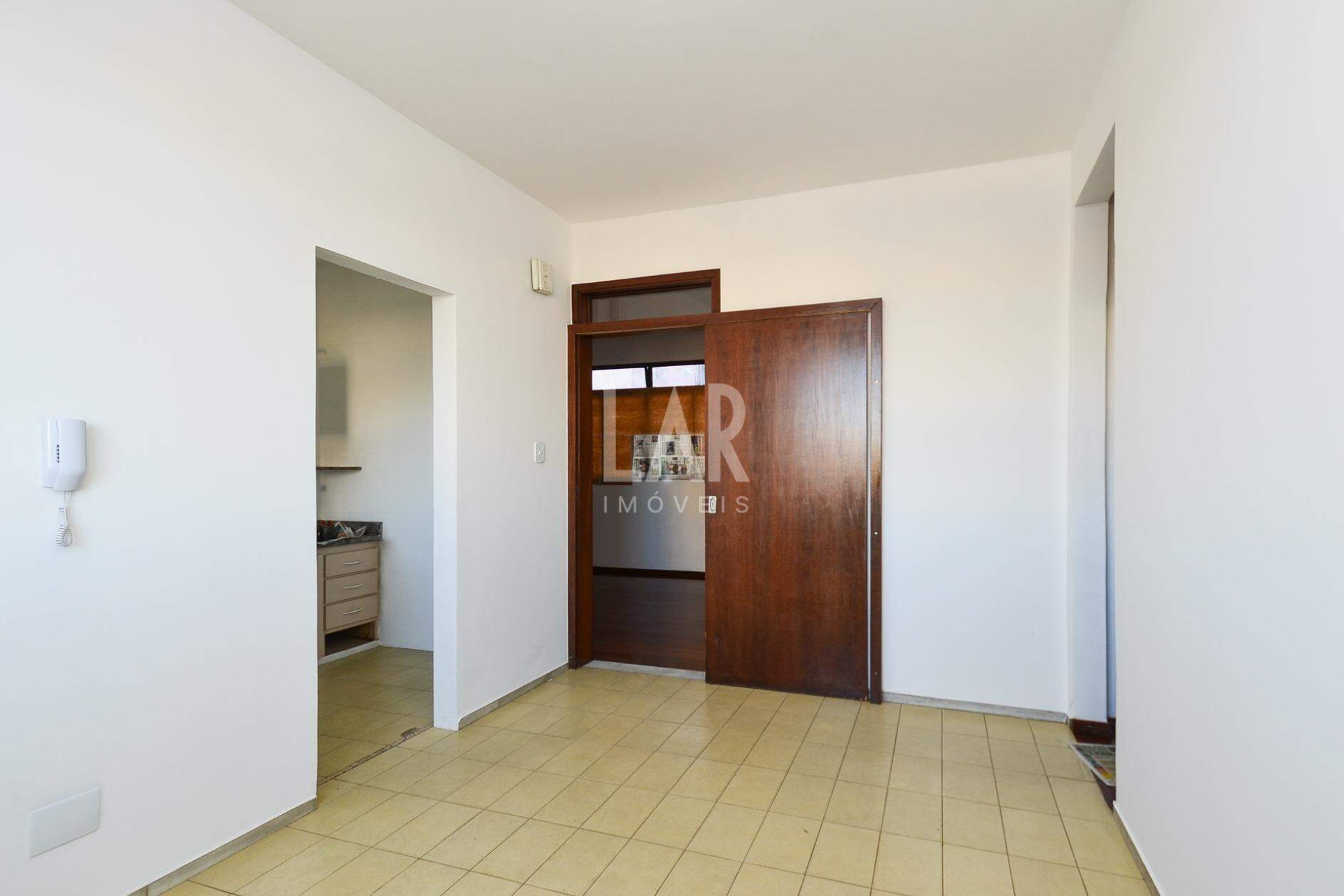 Apartamento de 3 quartos para alugar, Coração Eucarístico, Belo Horizonte - MG