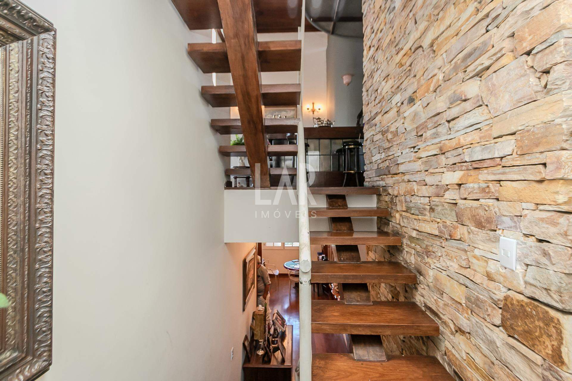Casa de 6 quartos à venda, São Bento, Belo Horizonte - MG