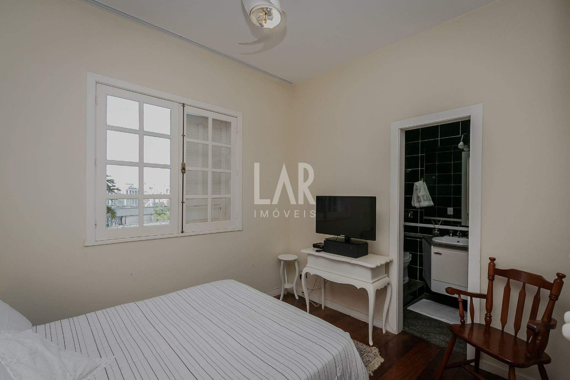 Casa de 6 quartos à venda, São Bento, Belo Horizonte - MG