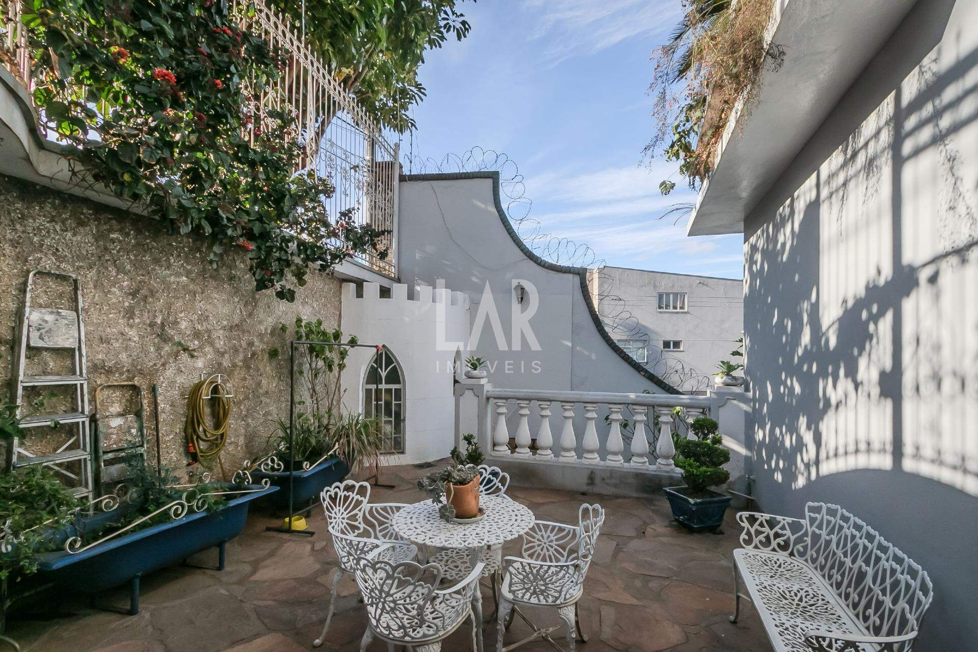 Casa de 6 quartos à venda, São Bento, Belo Horizonte - MG
