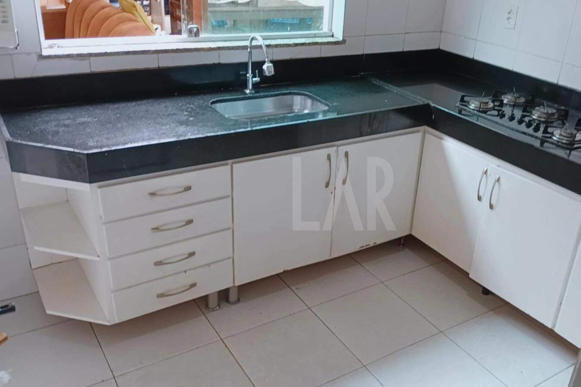 Casa Geminada de 2 quartos à venda, Santa Amélia, Belo Horizonte - MG
