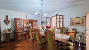 Casa de 4 quartos à venda, Santo Antônio, Belo Horizonte - MG