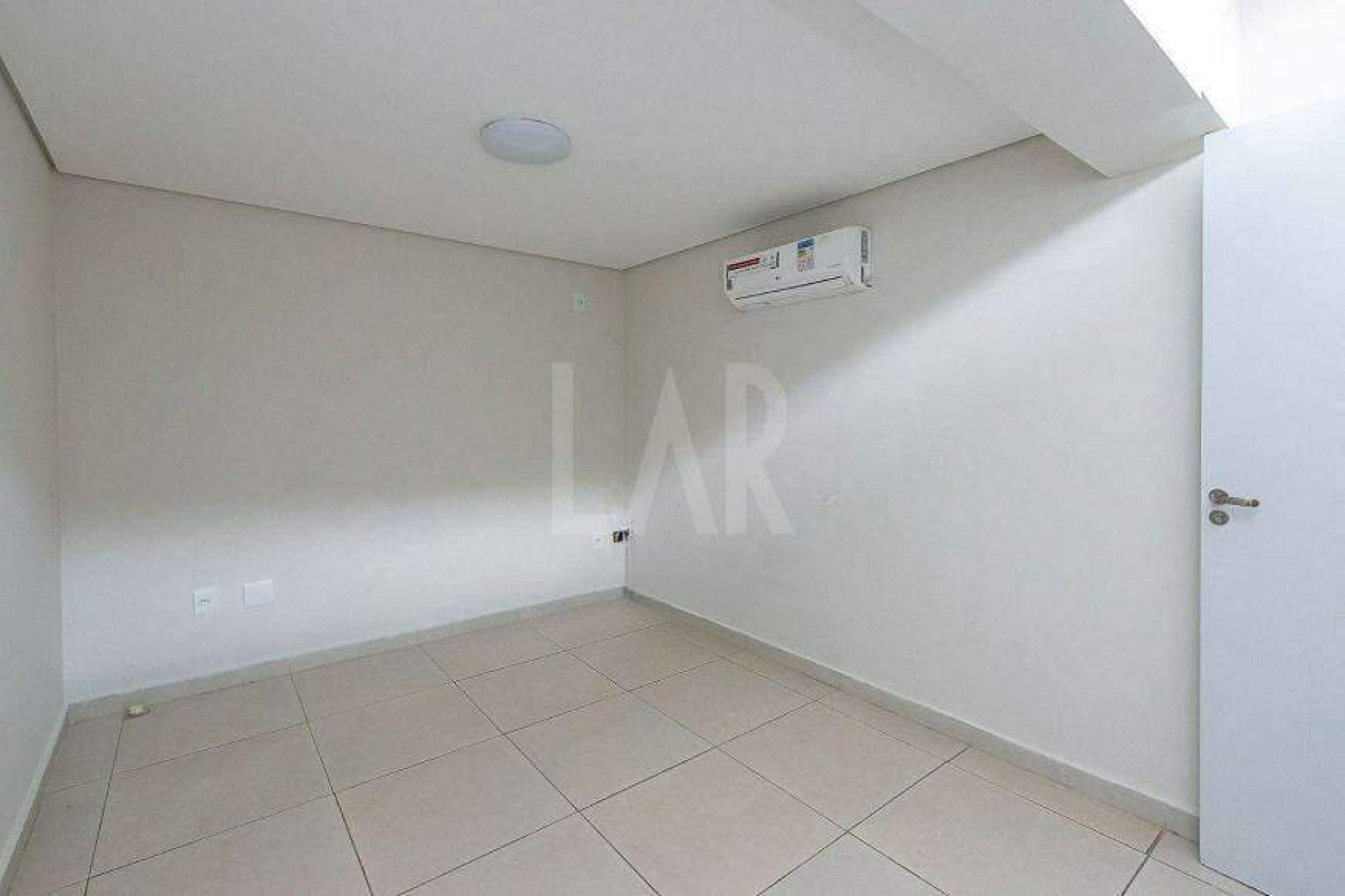 Sala à venda, Santa Efigênia, Belo Horizonte - MG