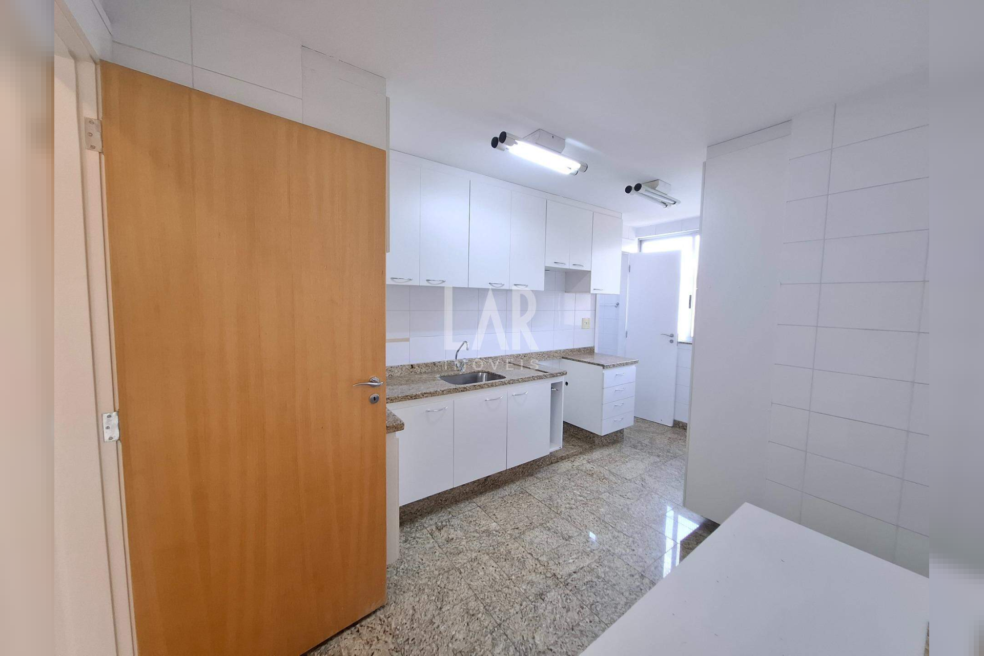 Apartamento de 2 quartos para alugar, Savassi, Belo Horizonte - MG