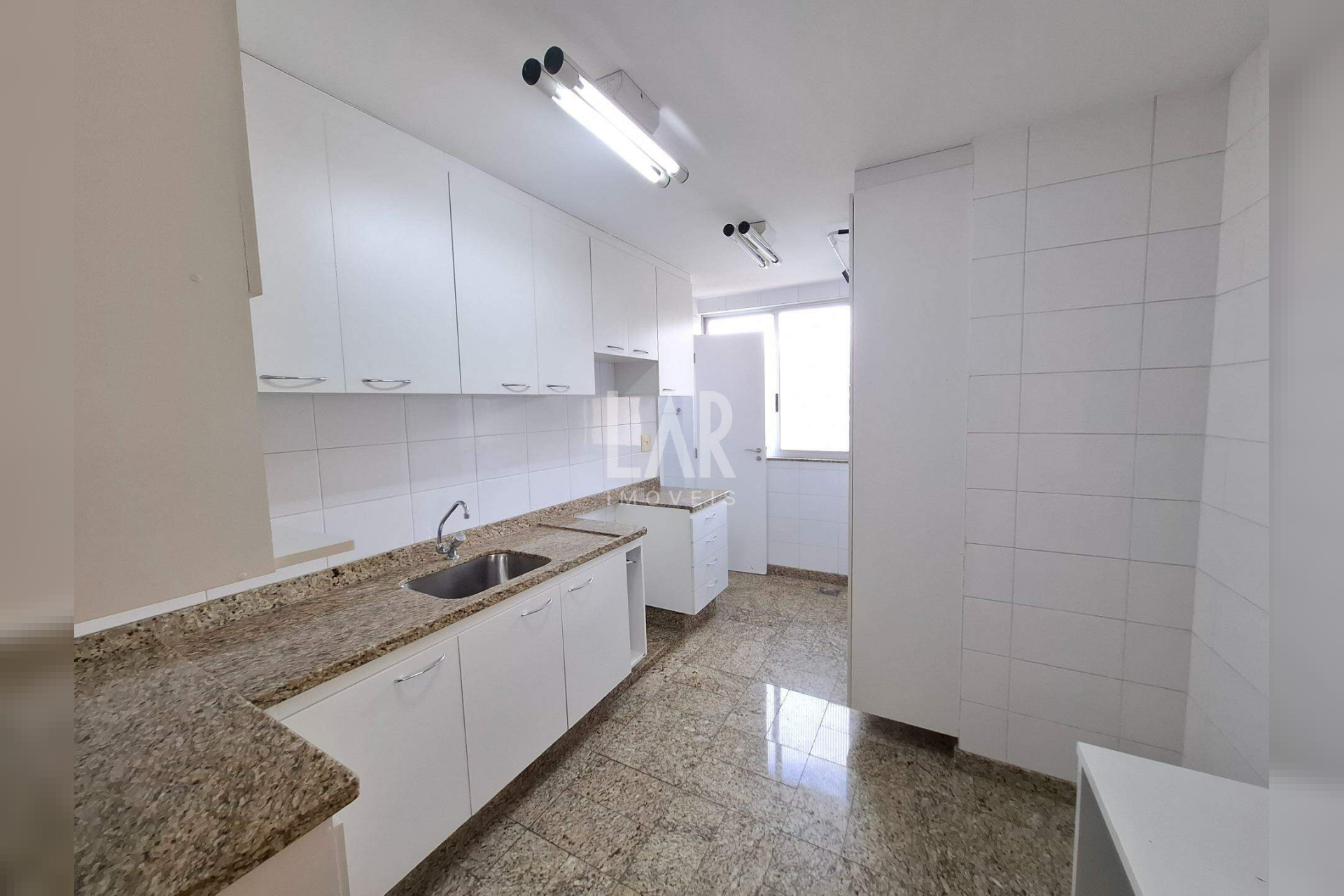 Apartamento de 2 quartos para alugar, Savassi, Belo Horizonte - MG