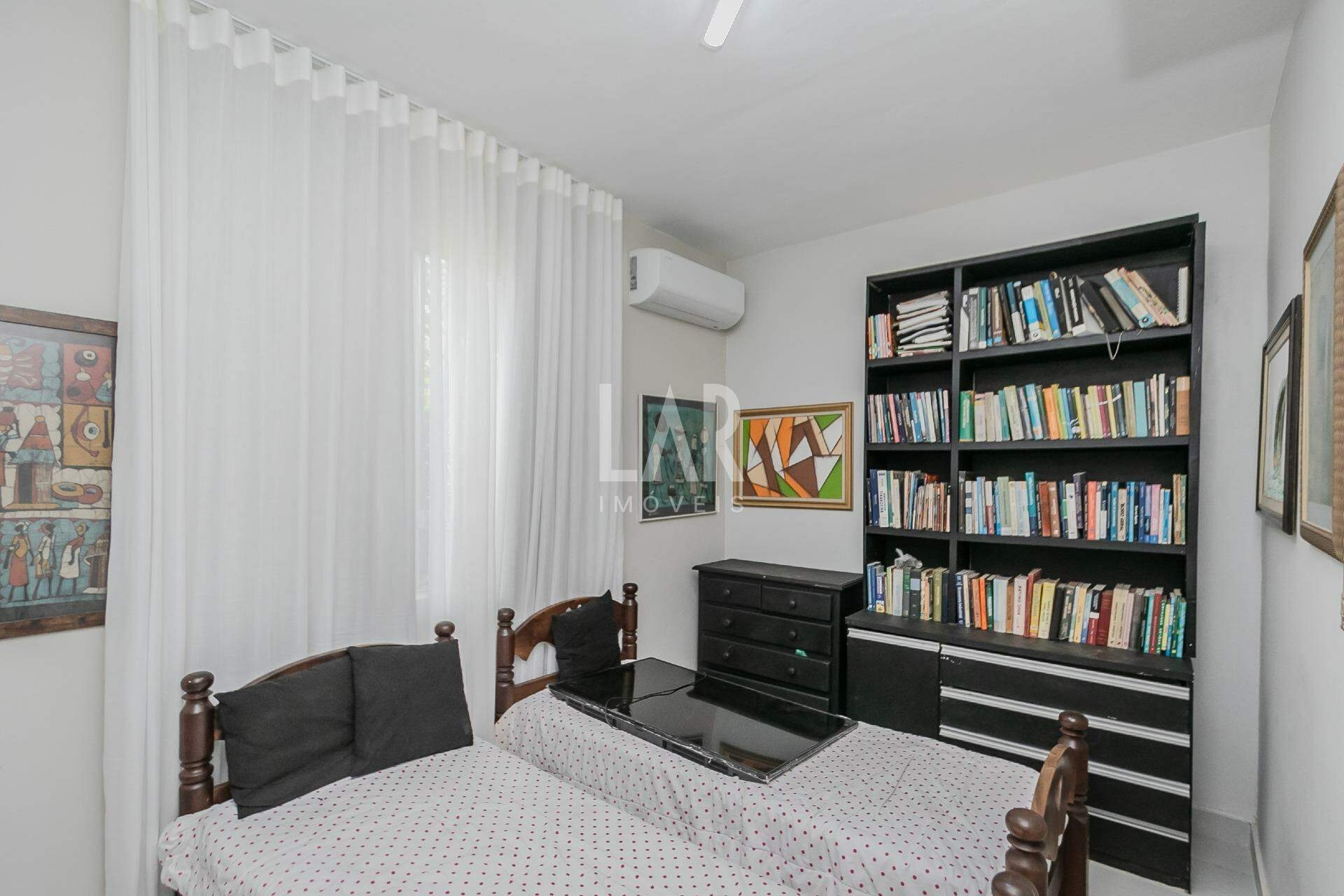 Casa de 3 quartos à venda, Santa Rosa, Belo Horizonte - MG