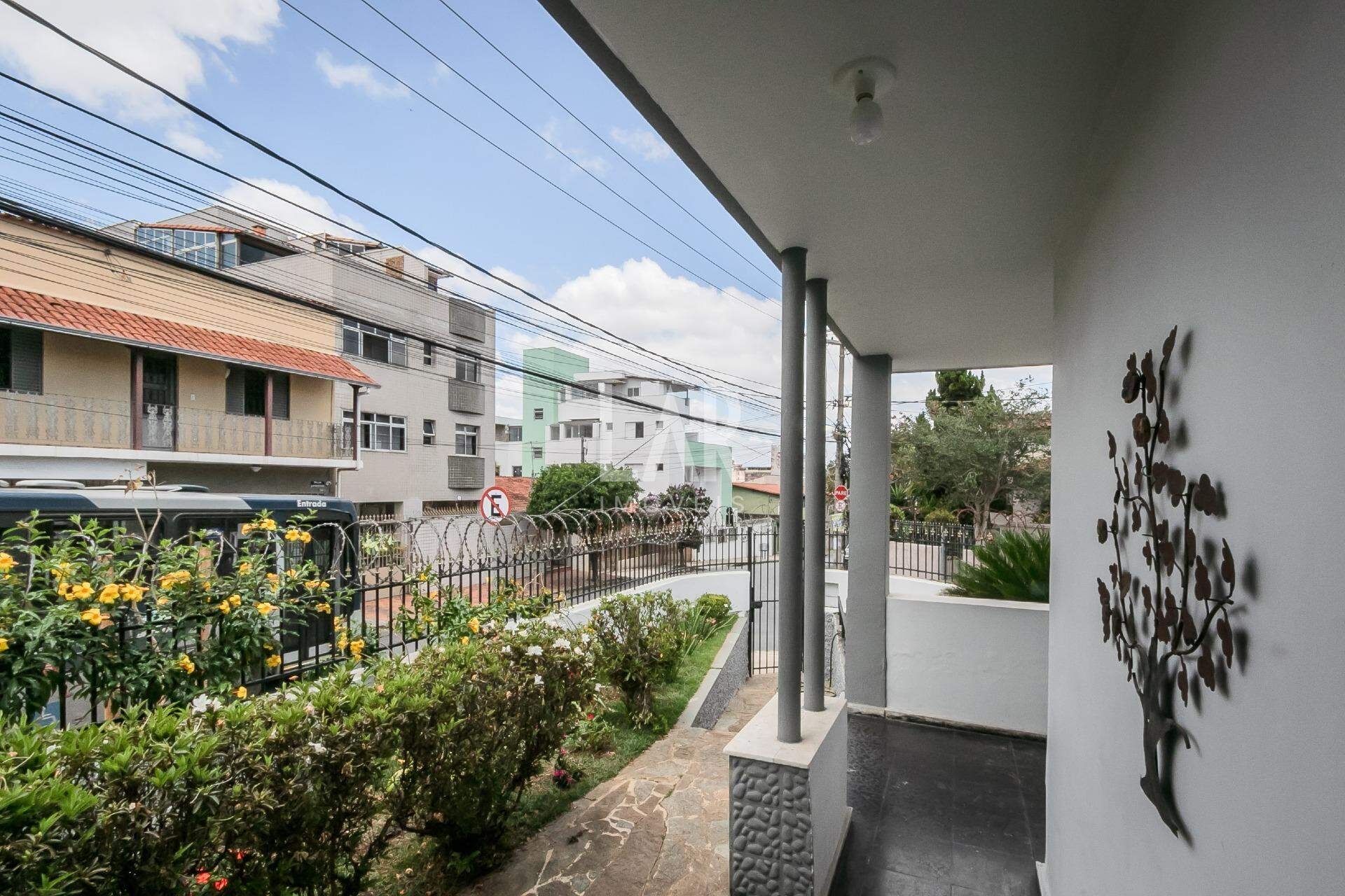 Casa de 3 quartos à venda, Santa Rosa, Belo Horizonte - MG