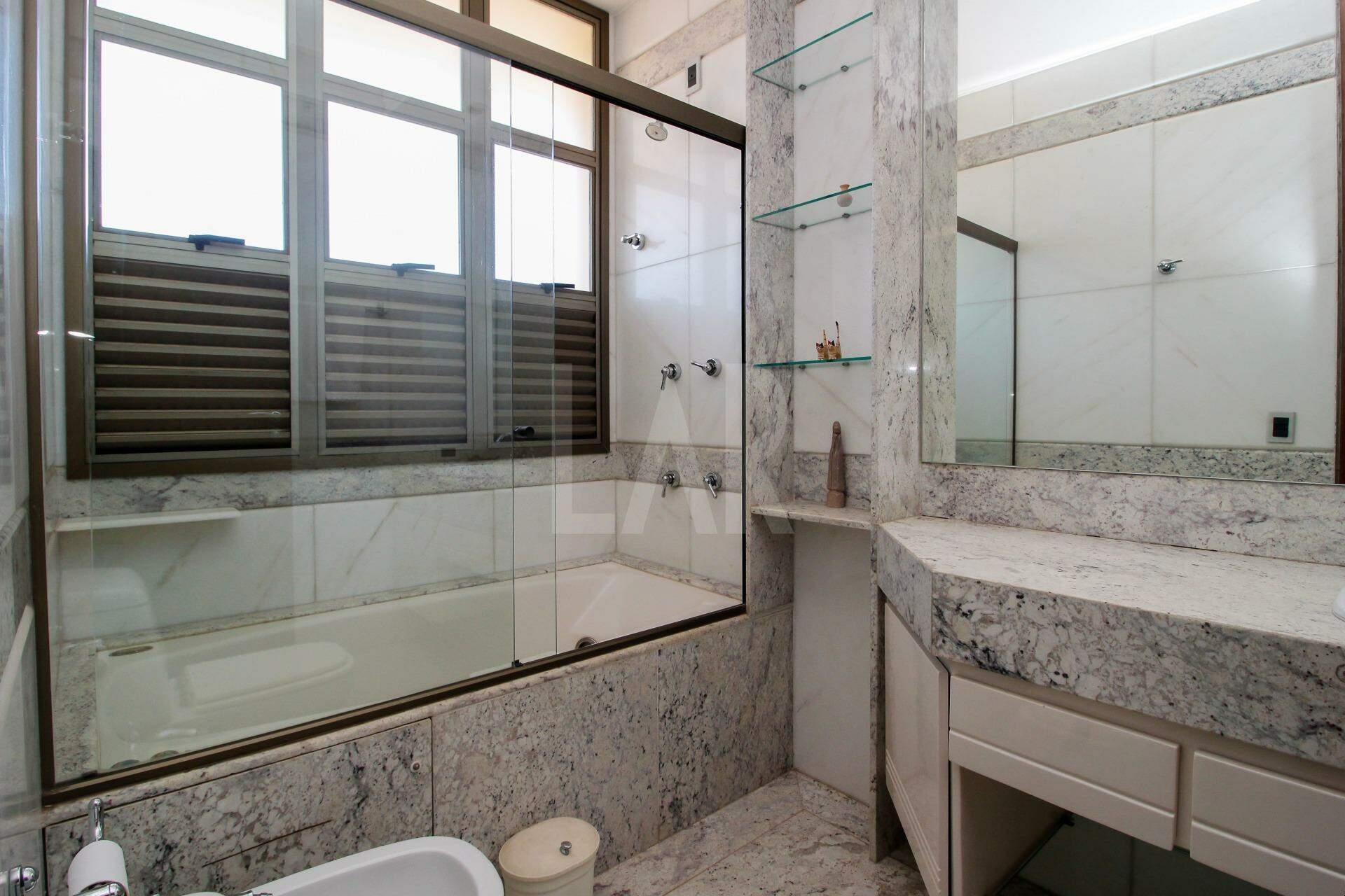 Casa de 4 quartos à venda, São Bento, Belo Horizonte - MG
