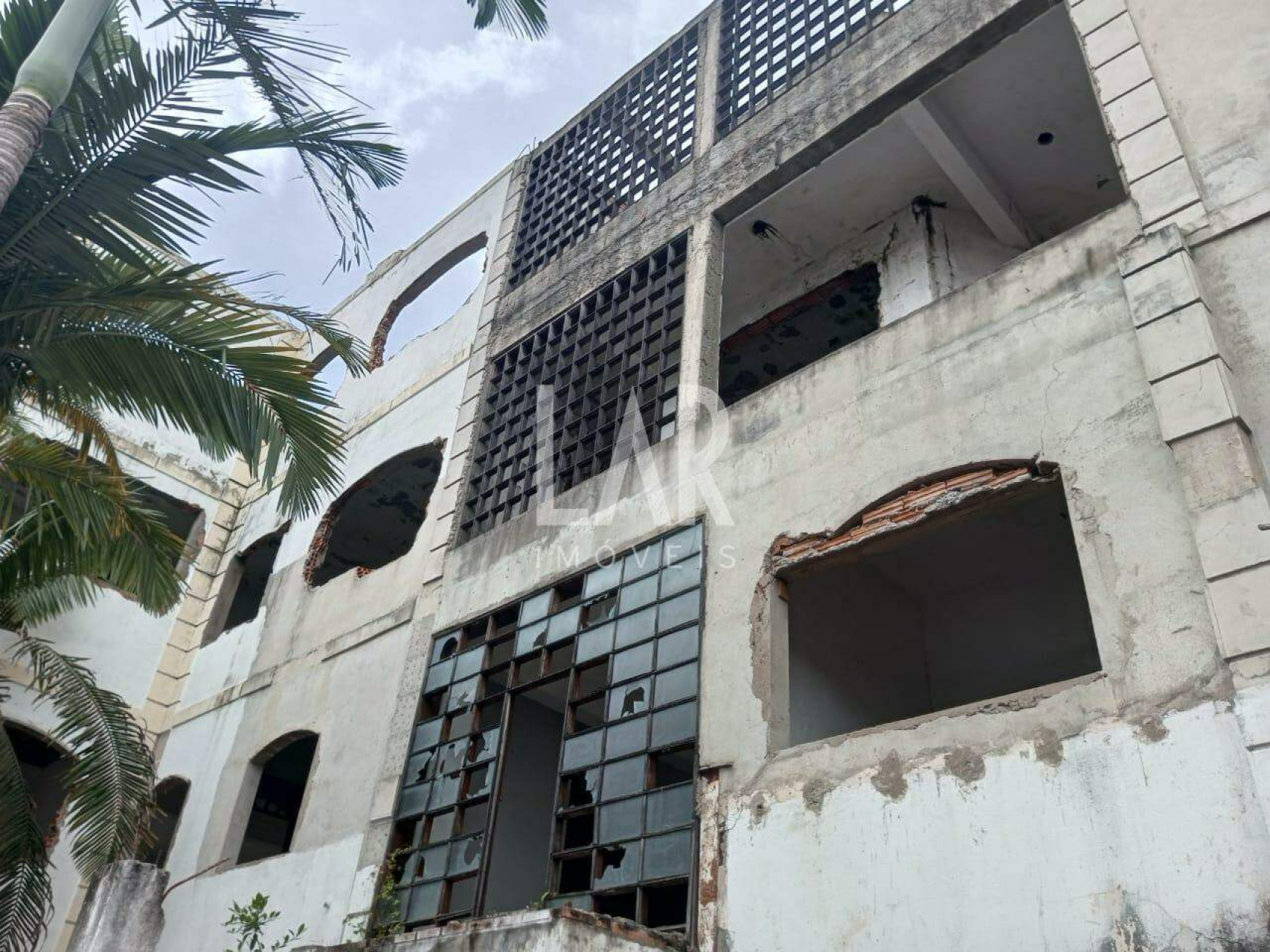 Prédio de 20 quartos à venda, São João Batista, Belo Horizonte - MG