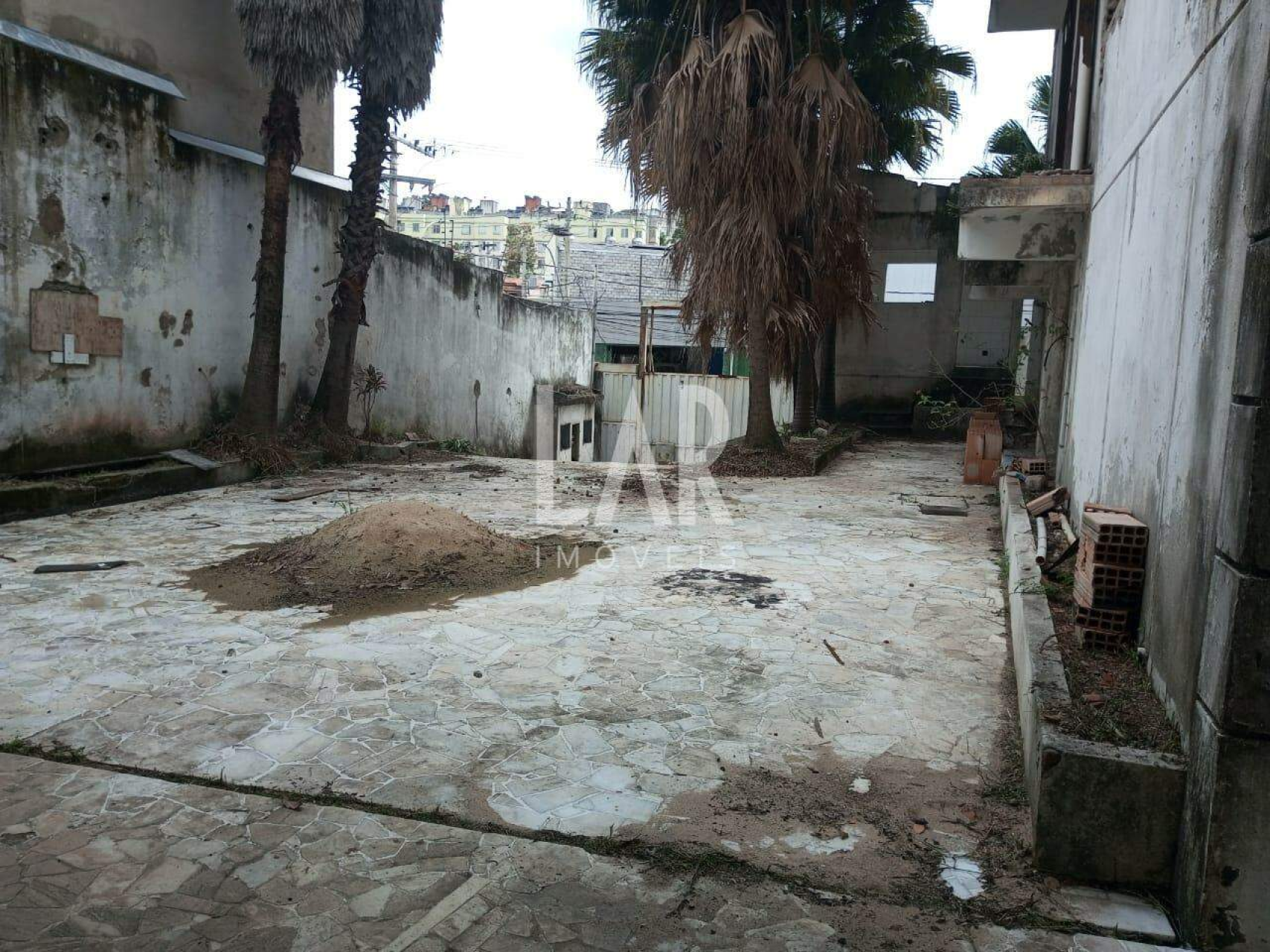 Prédio de 20 quartos à venda, São João Batista, Belo Horizonte - MG