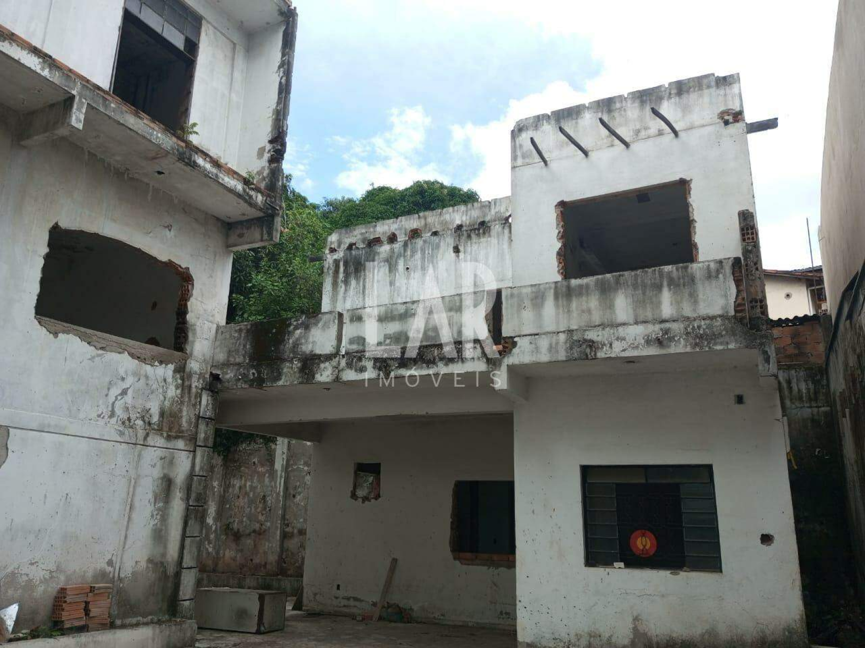 Prédio de 20 quartos à venda, São João Batista, Belo Horizonte - MG