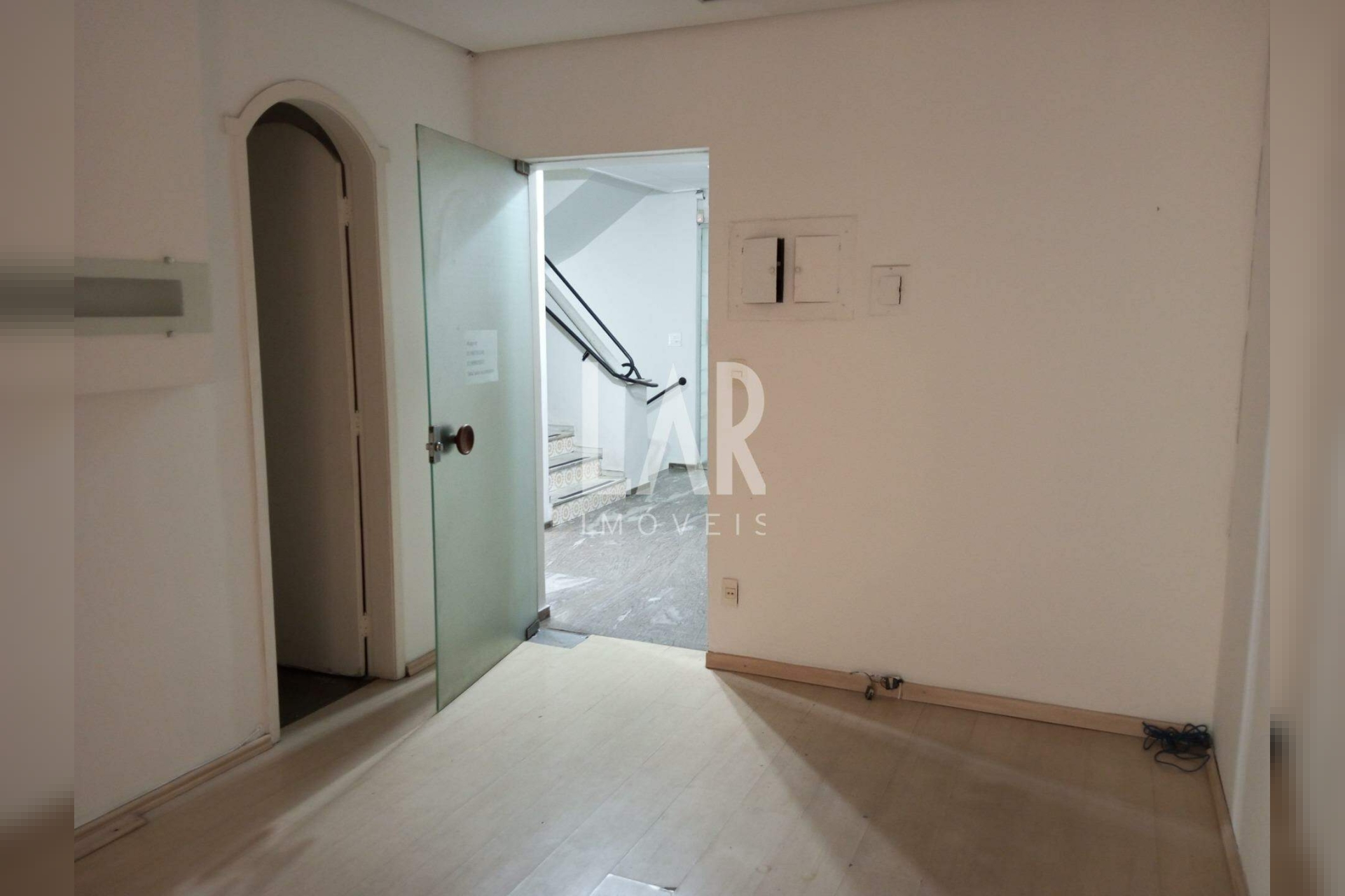 Sala à venda, Santa Efigênia, Belo Horizonte - MG