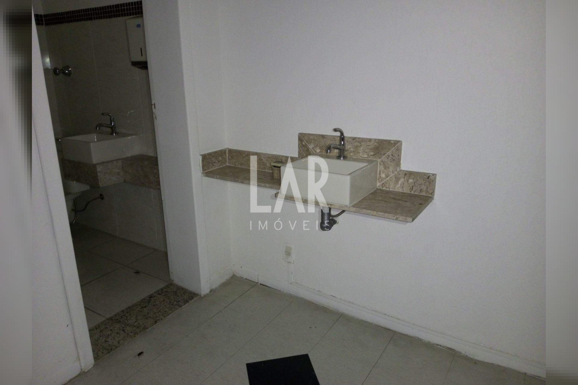 Sala à venda, Santa Efigênia, Belo Horizonte - MG