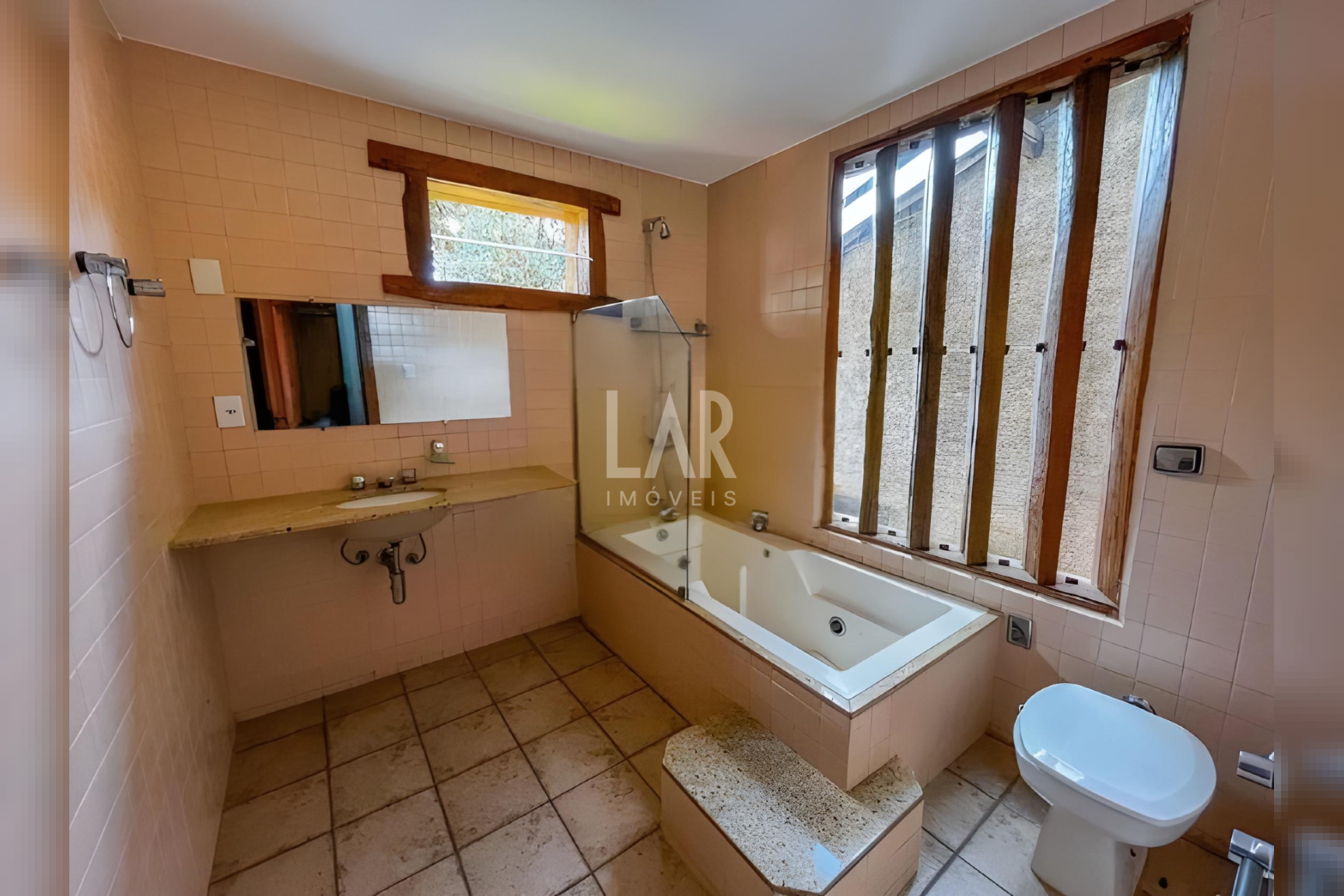 Casa de 4 quartos à venda, Castelo, Belo Horizonte - MG