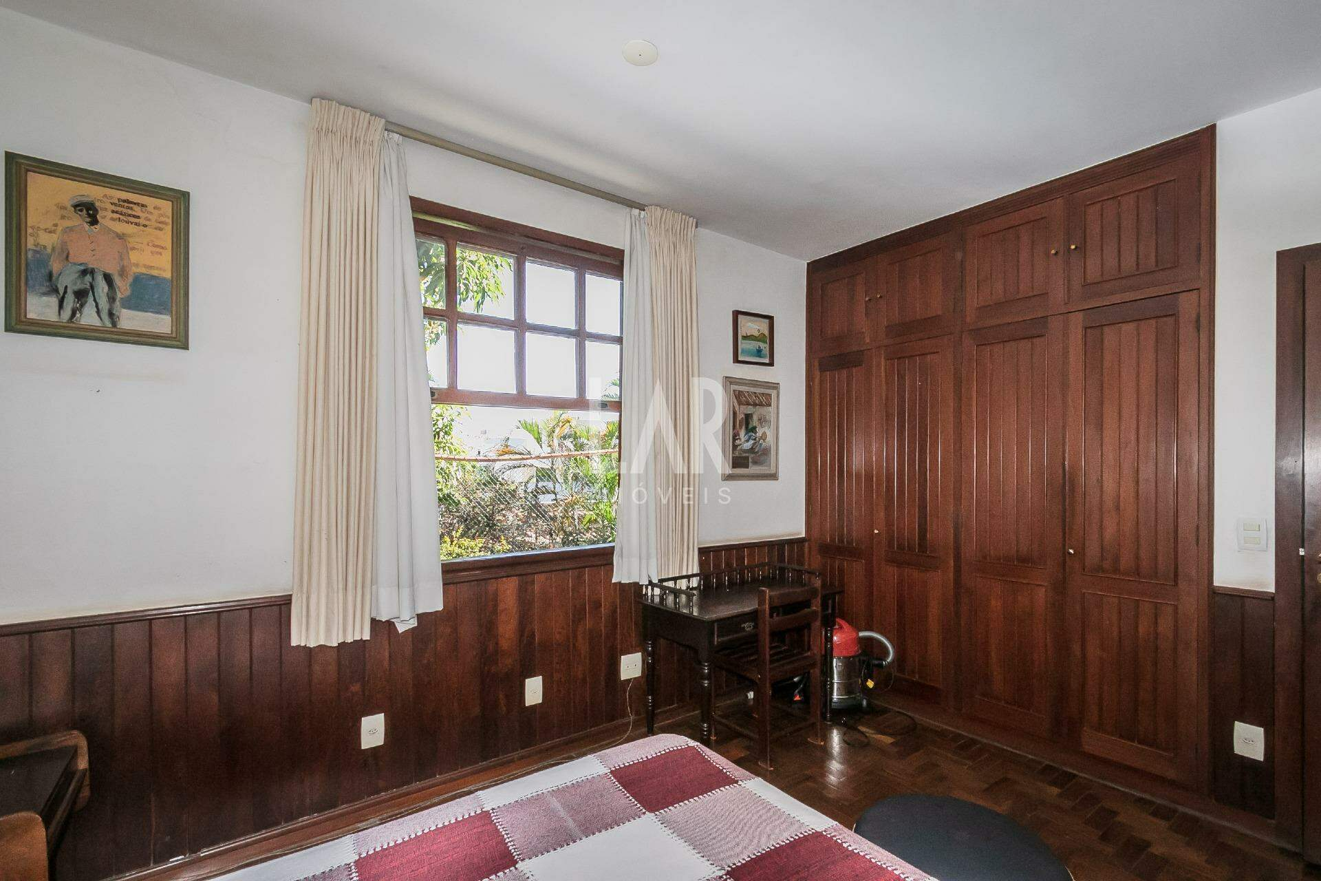 Casa de 4 quartos à venda, Serra, Belo Horizonte - MG