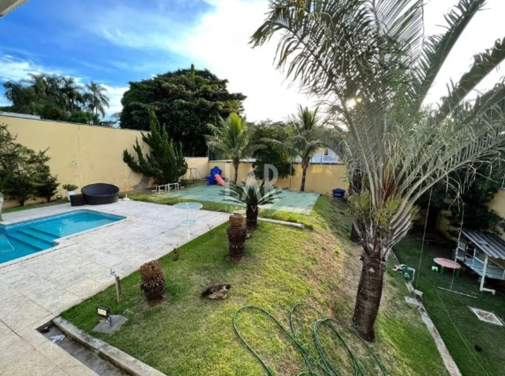 Casa de 4 quartos à venda, Bandeirantes (Pampulha), Belo Horizonte - MG