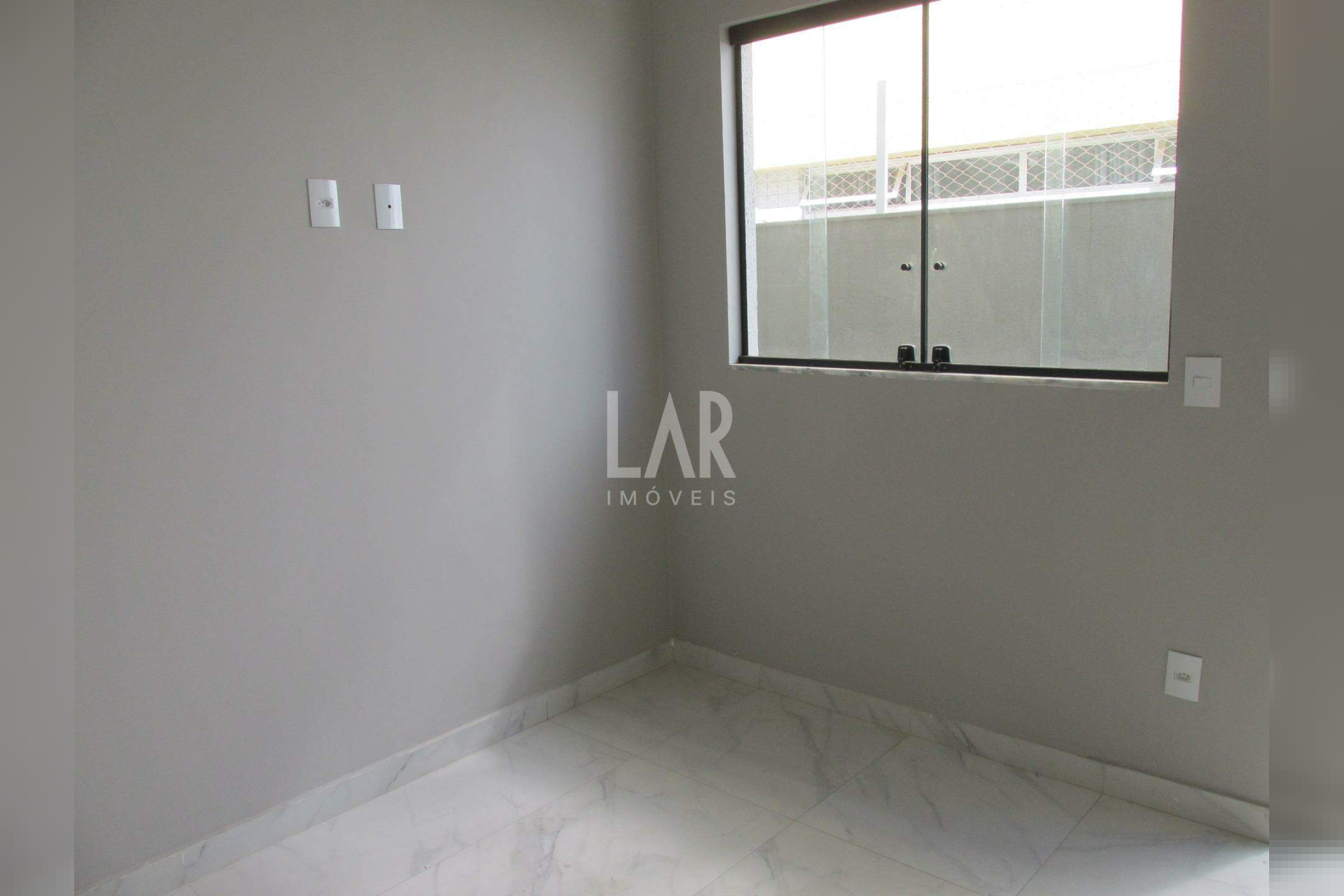 Casa Geminada de 3 quartos à venda, Planalto, Belo Horizonte - MG