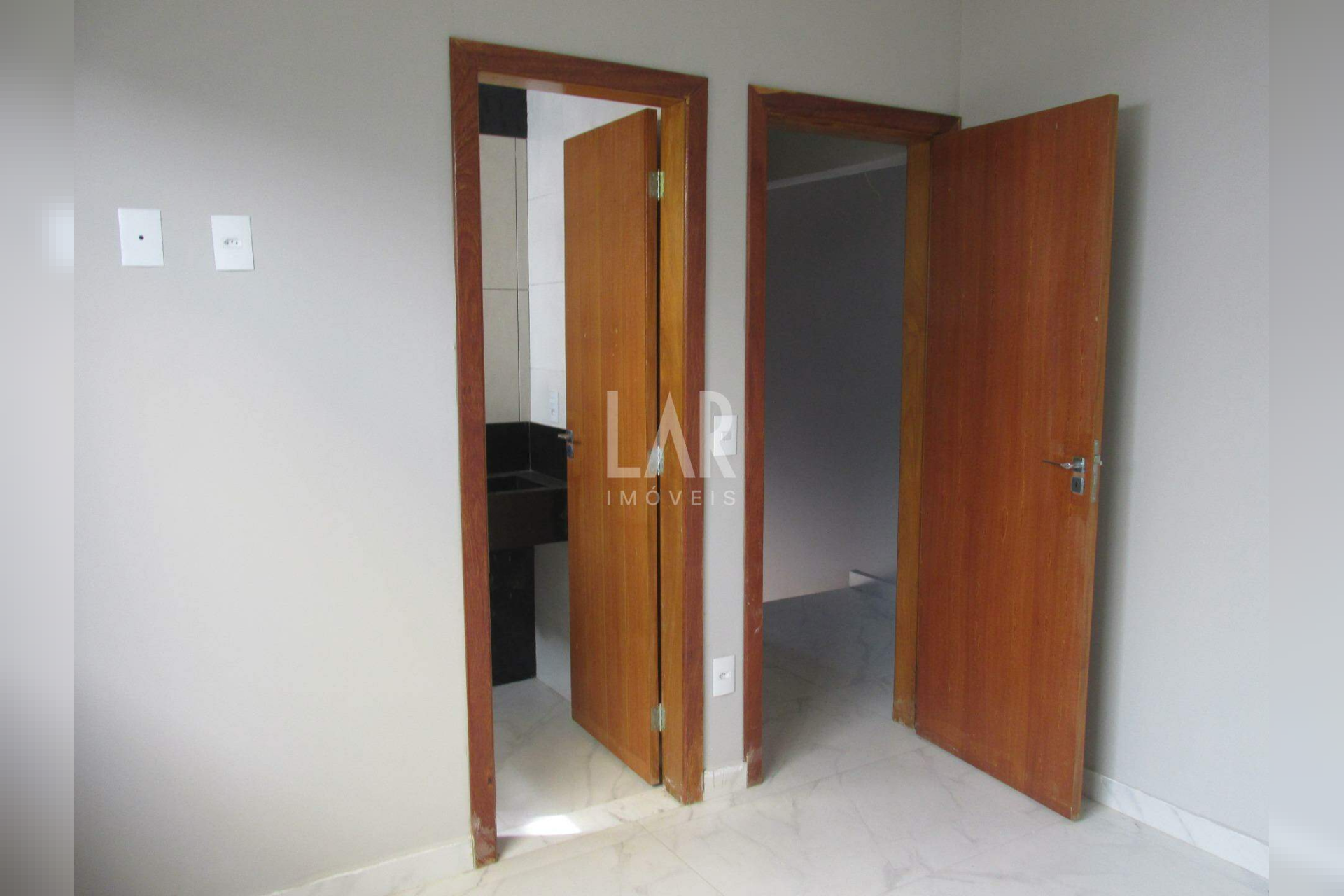 Casa Geminada de 3 quartos à venda, Planalto, Belo Horizonte - MG