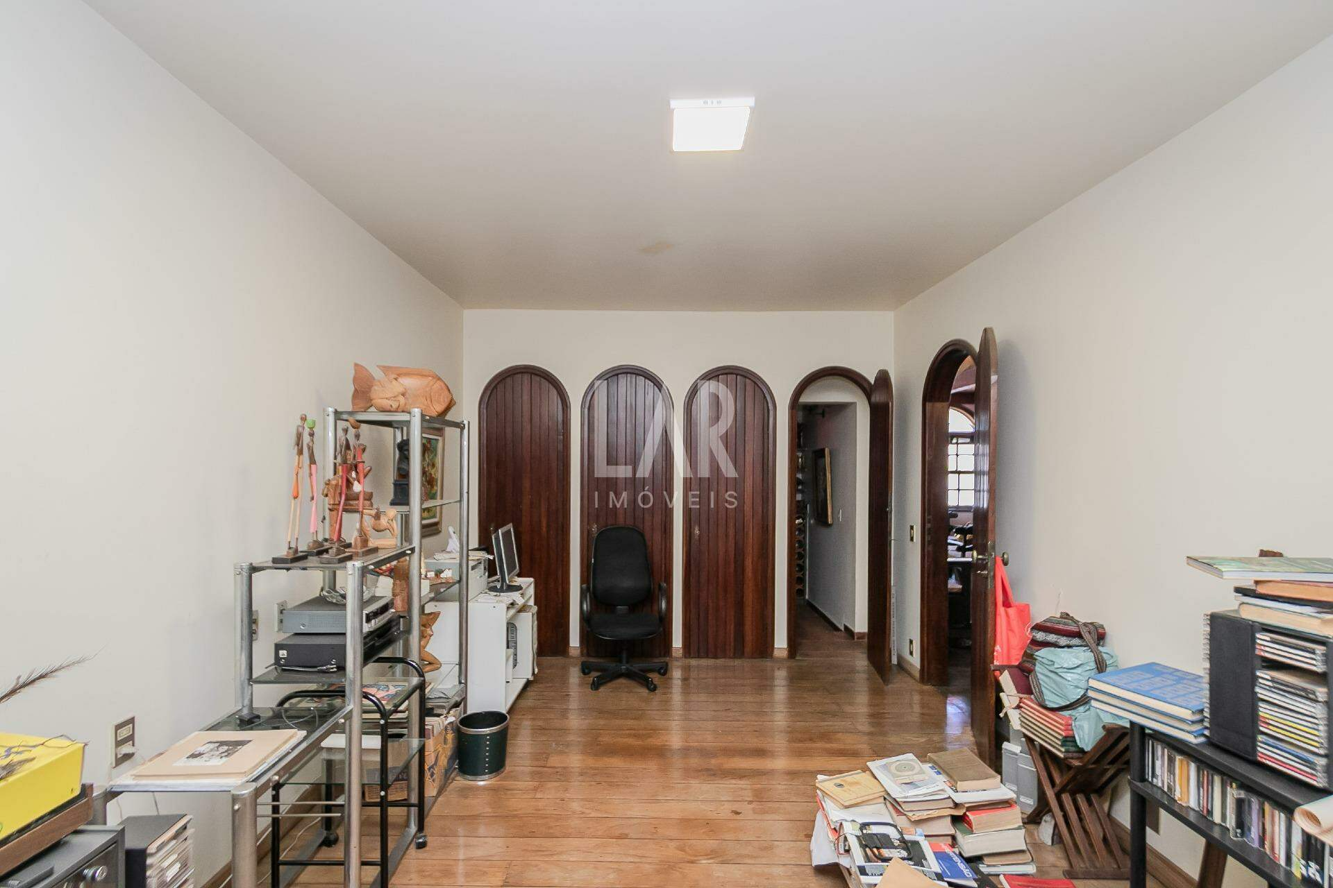Casa de 5 quartos à venda, Santa Lúcia, Belo Horizonte - MG