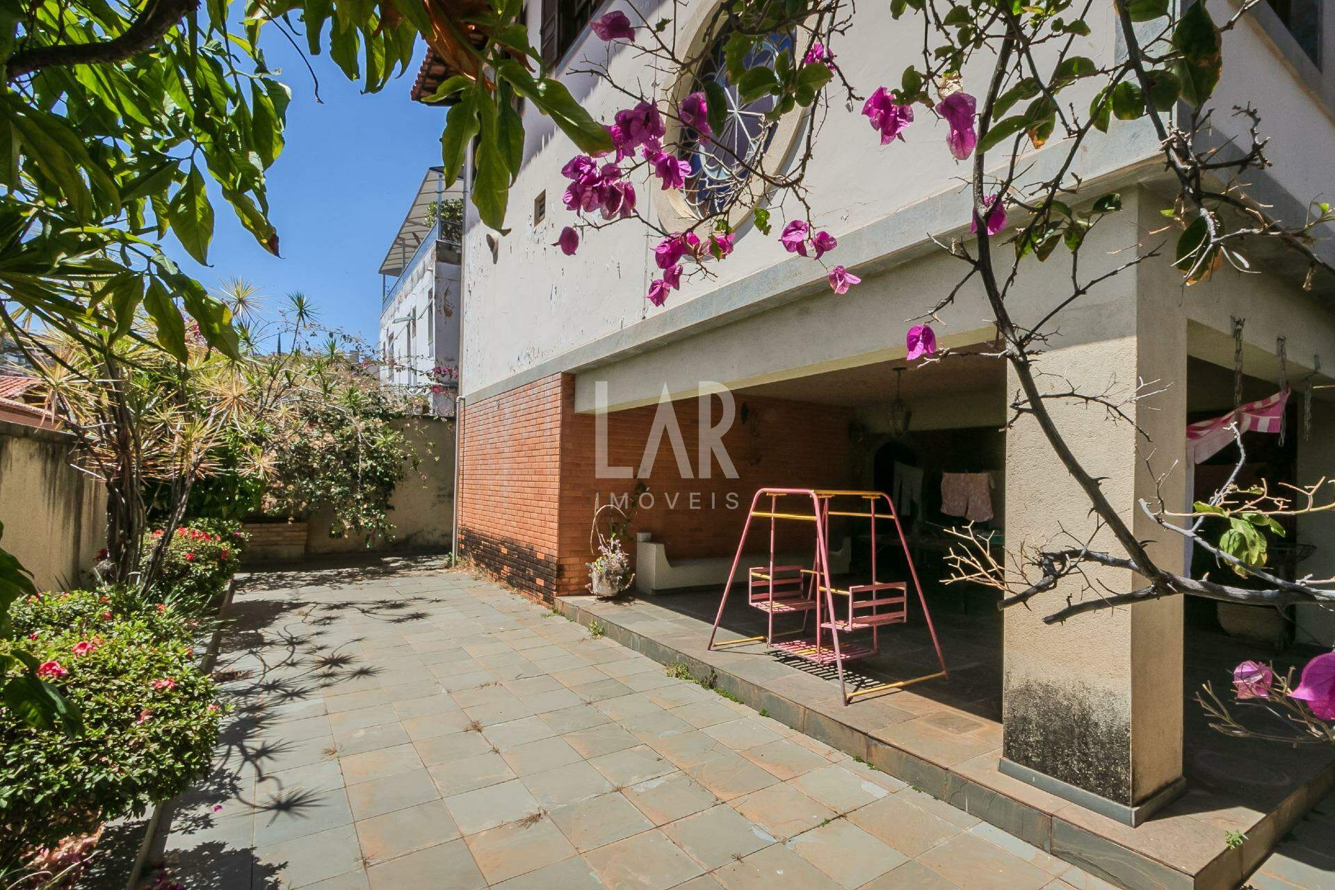 Casa de 5 quartos à venda, Santa Lúcia, Belo Horizonte - MG