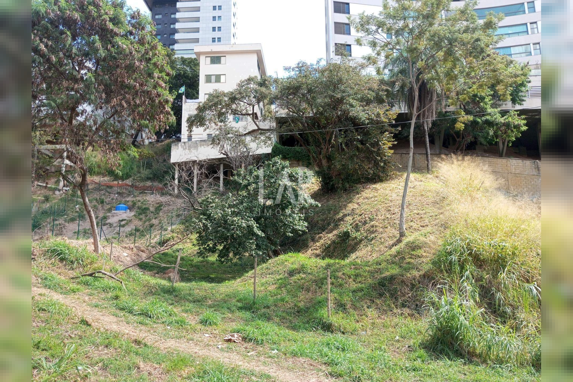 Lote - Terreno à venda, Santa Lúcia, Belo Horizonte - MG