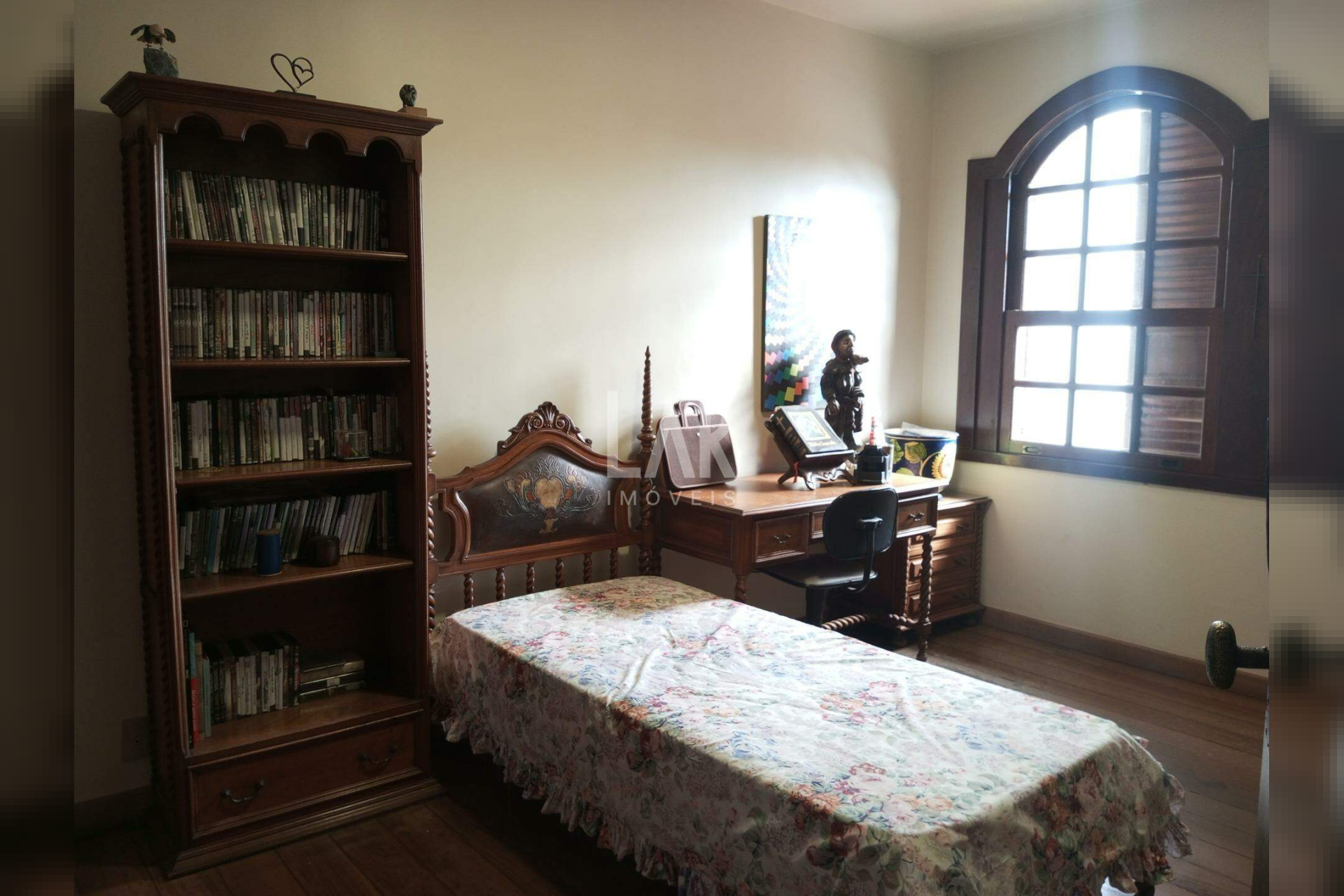 Casa de 5 quartos para alugar, Santa Lúcia, Belo Horizonte - MG