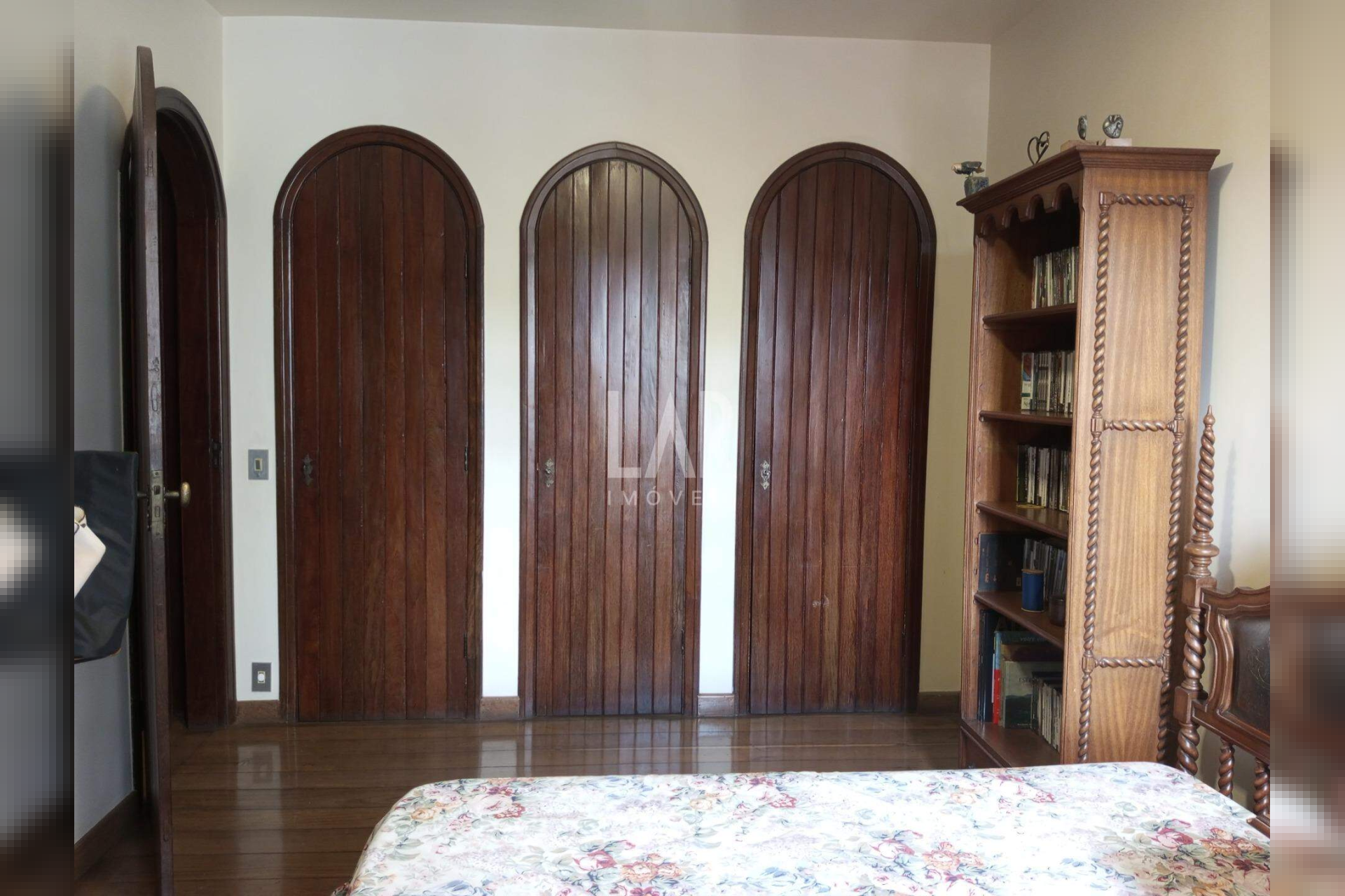 Casa de 5 quartos para alugar, Santa Lúcia, Belo Horizonte - MG