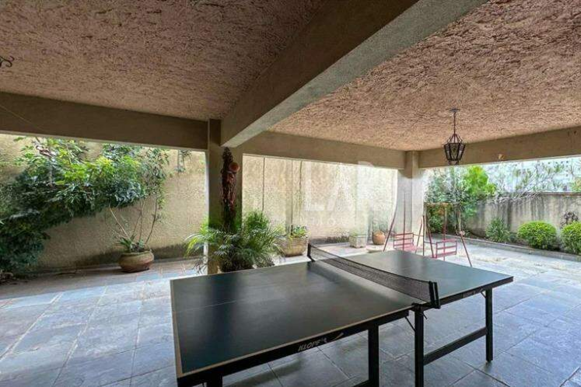 Casa de 5 quartos para alugar, Santa Lúcia, Belo Horizonte - MG