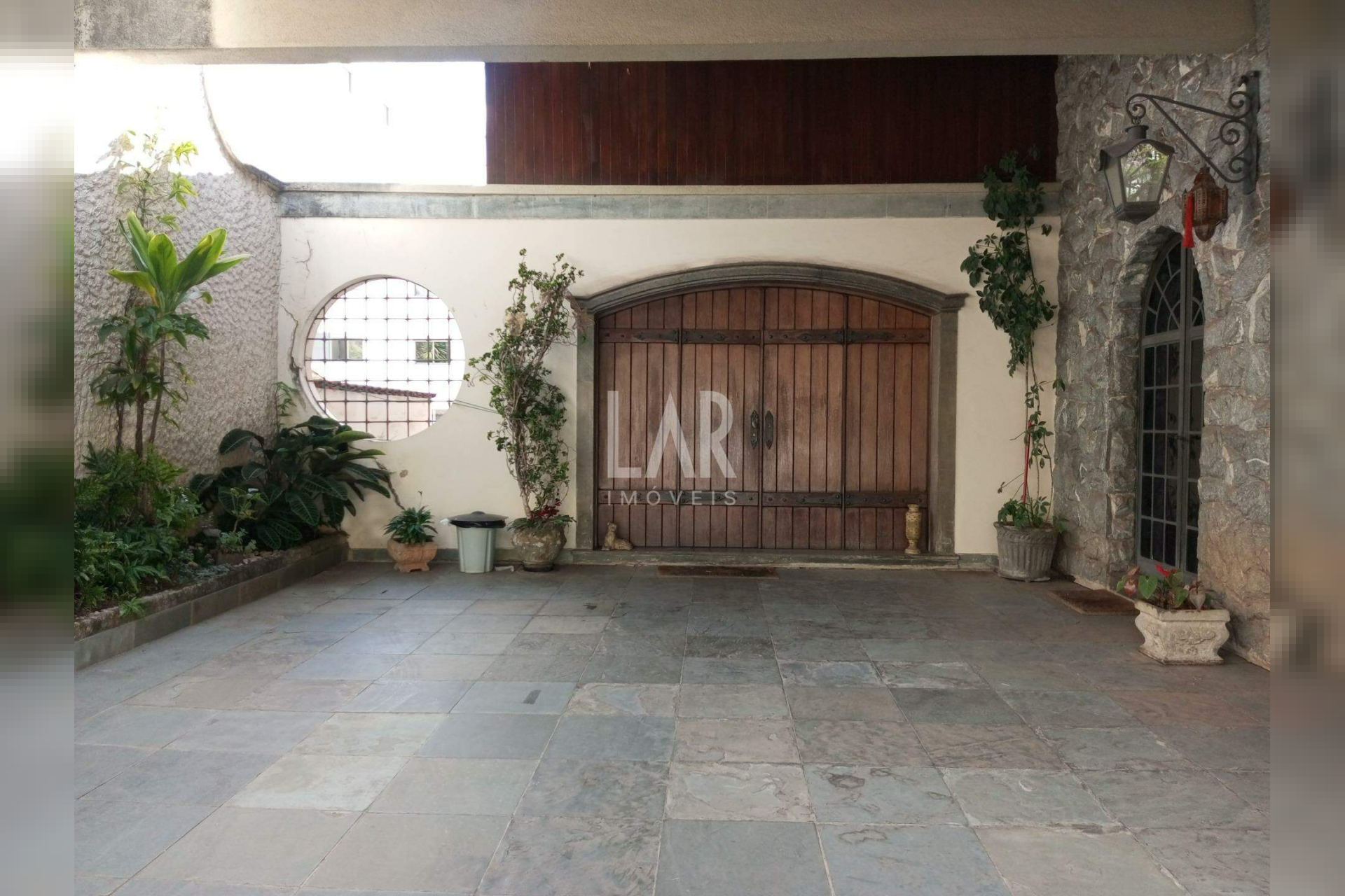 Casa de 5 quartos para alugar, Santa Lúcia, Belo Horizonte - MG