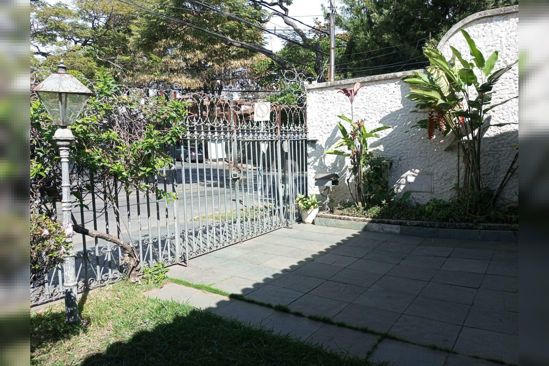 Casa de 5 quartos para alugar, Santa Lúcia, Belo Horizonte - MG