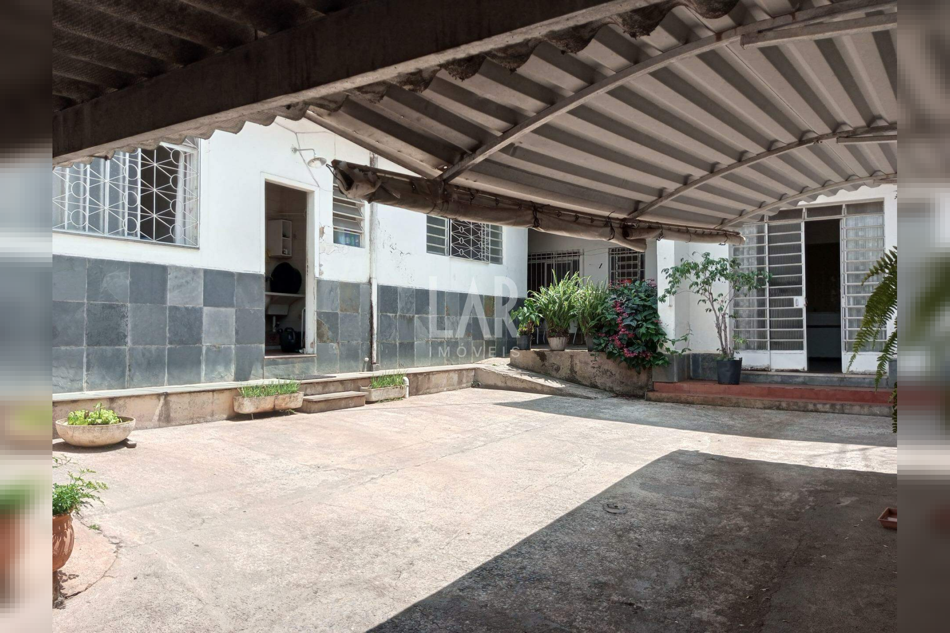Casa de 4 quartos à venda, Santa Efigênia, Belo Horizonte - MG