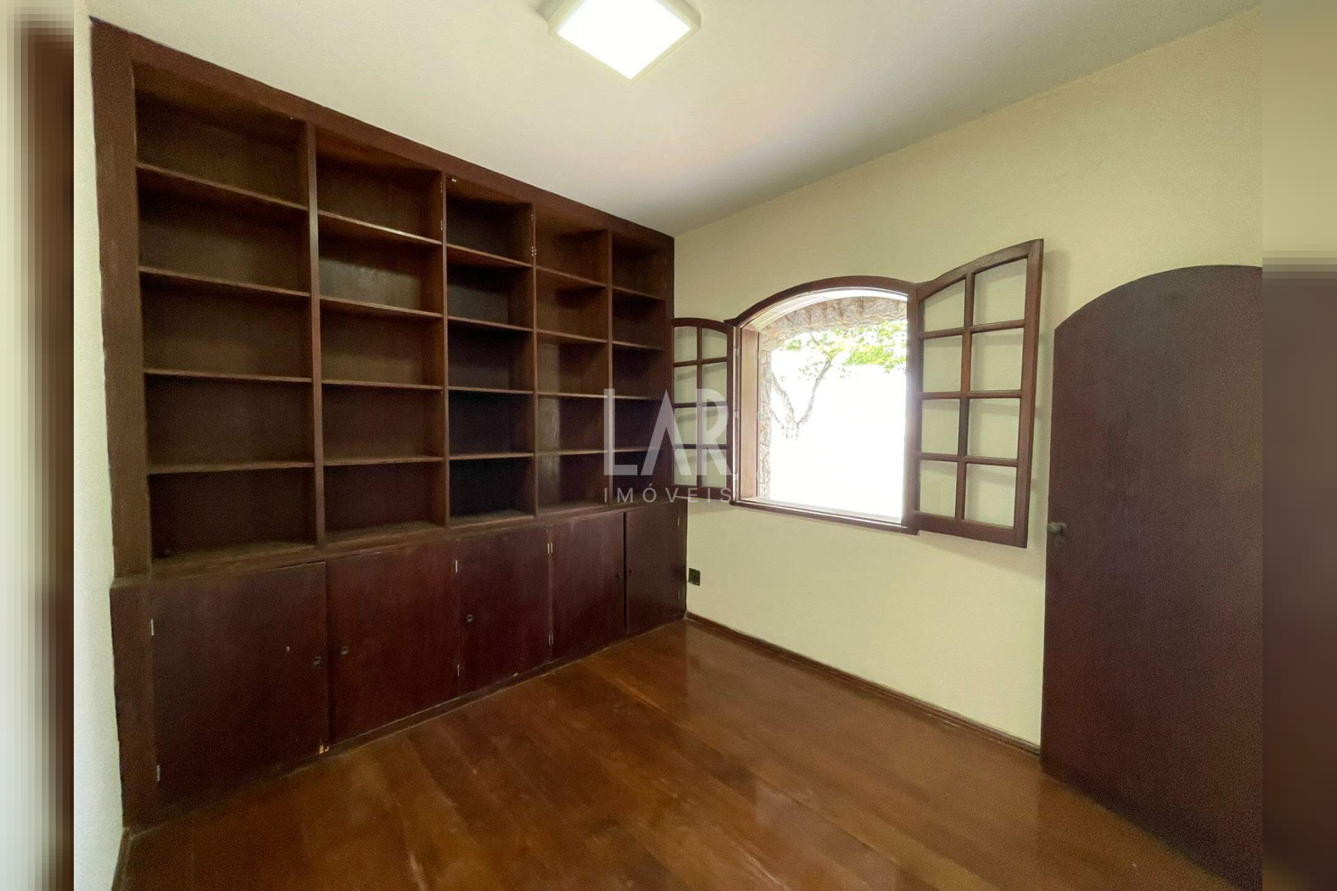 Casa de 4 quartos para alugar, São Luiz, Belo Horizonte - MG