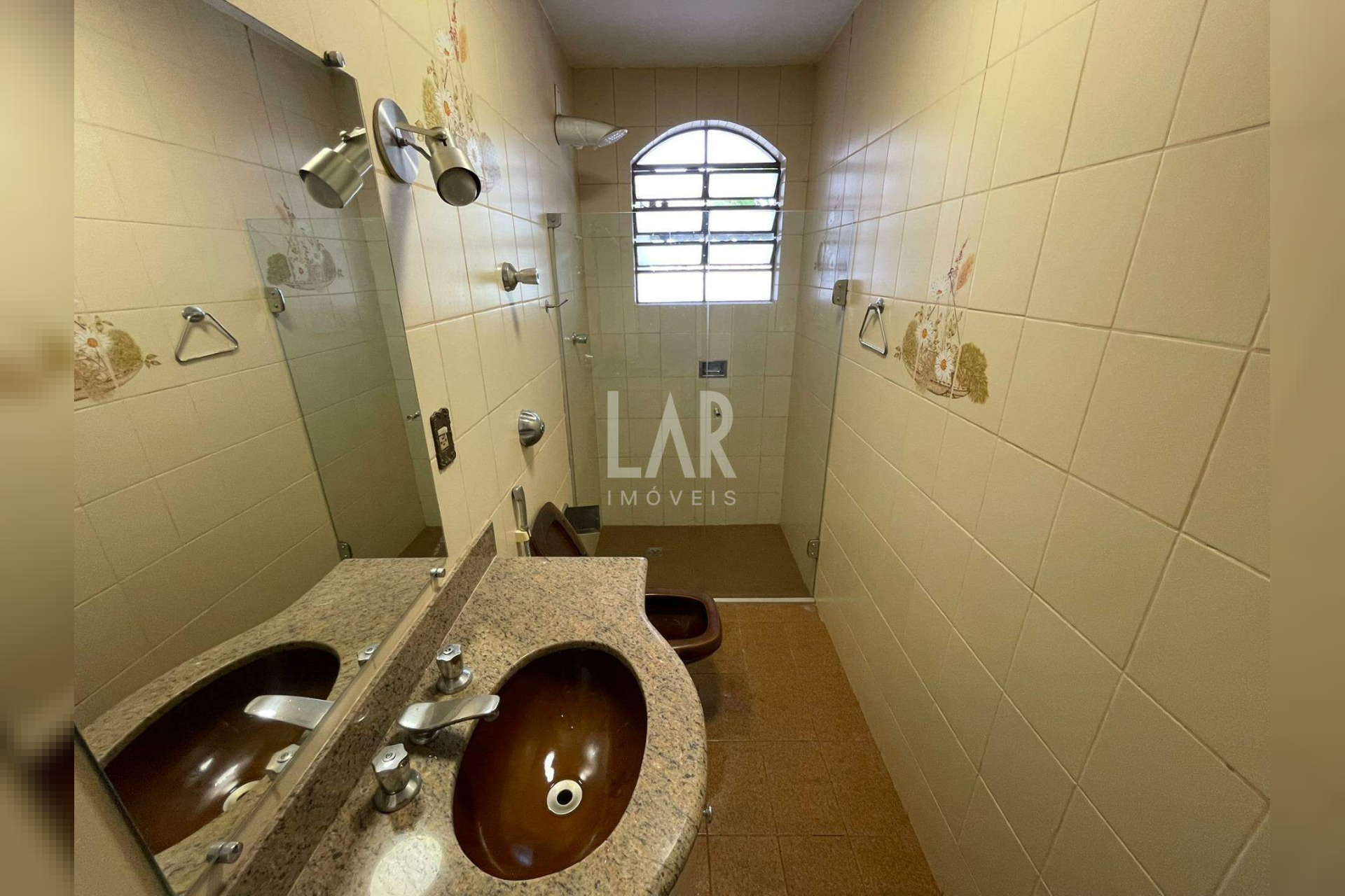 Casa de 4 quartos para alugar, São Luiz, Belo Horizonte - MG