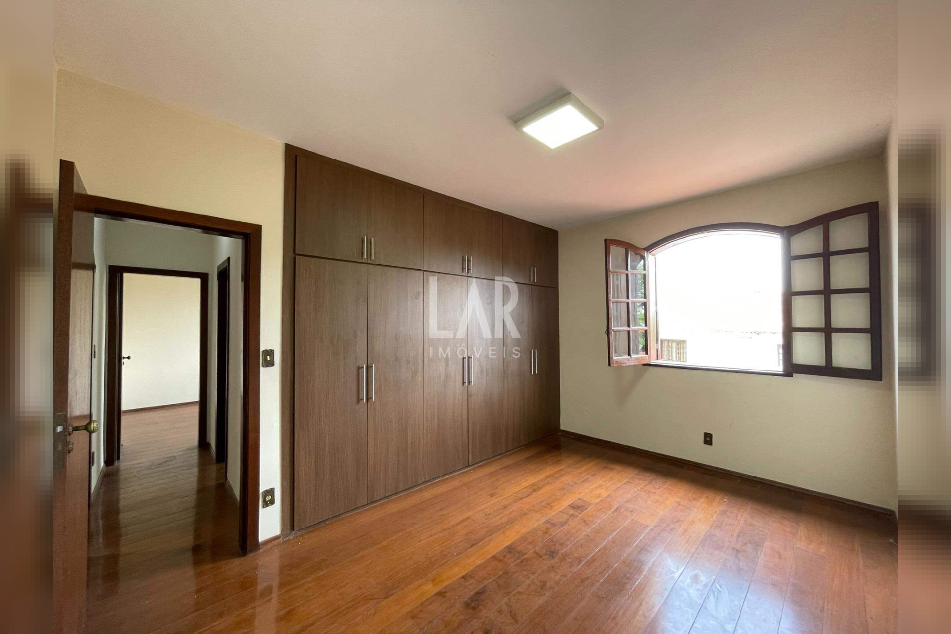 Casa de 4 quartos para alugar, São Luiz, Belo Horizonte - MG