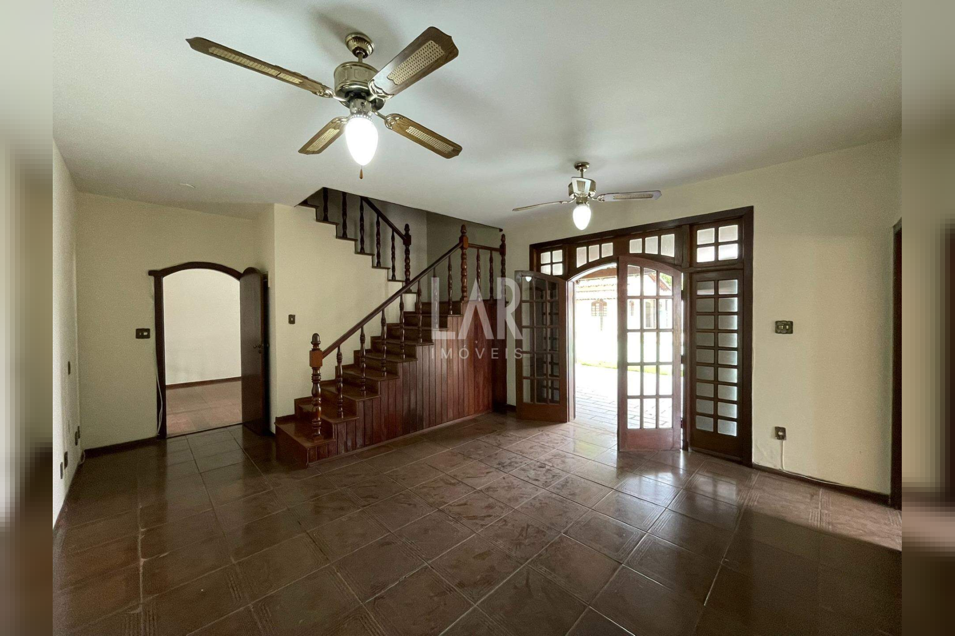 Casa de 4 quartos para alugar, São Luiz, Belo Horizonte - MG