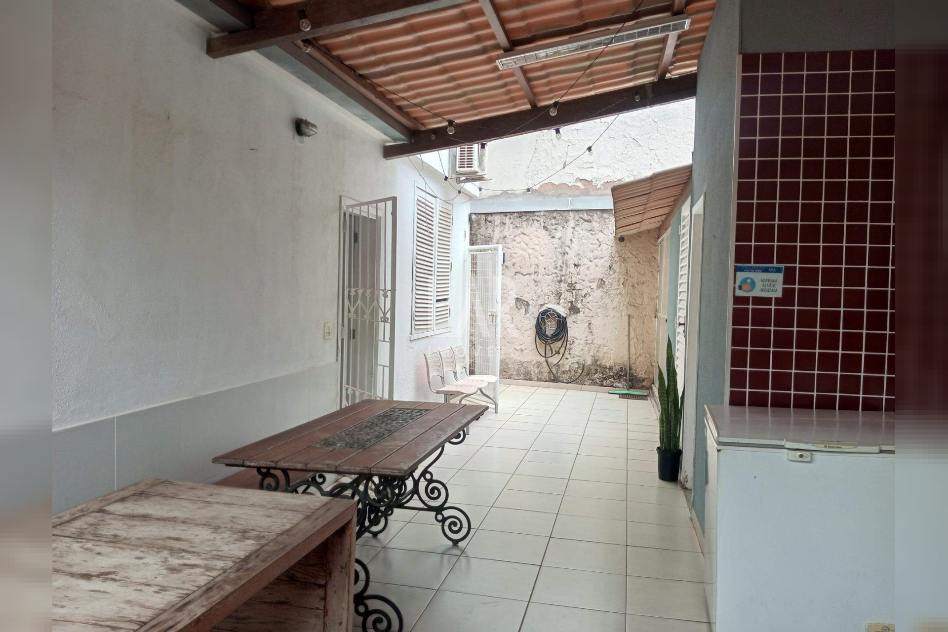 Casa de 8 quartos à venda, Vila Paris, Belo Horizonte - MG