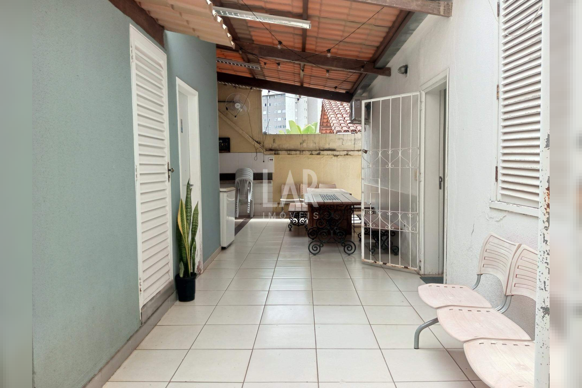 Casa de 8 quartos à venda, Vila Paris, Belo Horizonte - MG