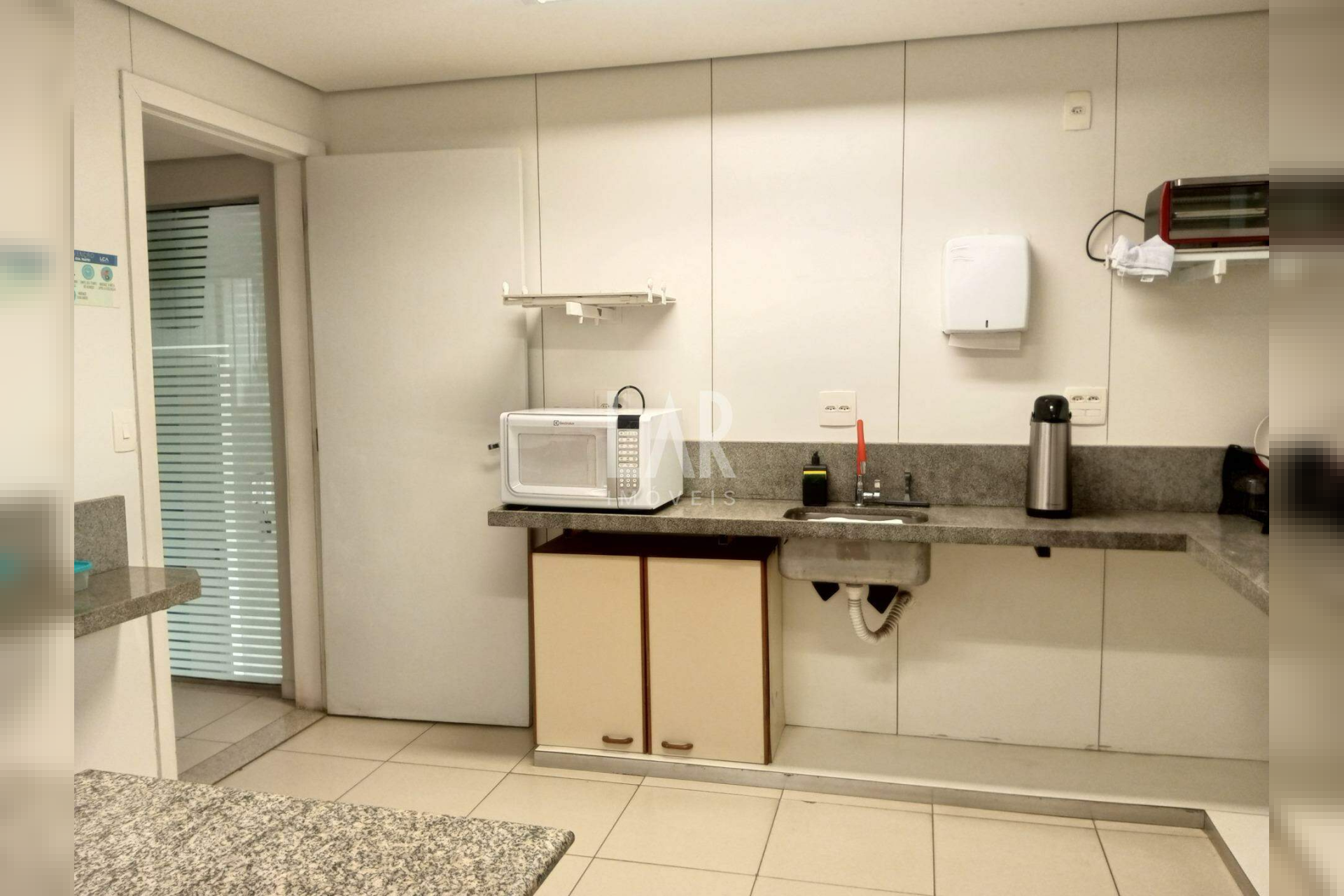 Casa de 8 quartos à venda, Vila Paris, Belo Horizonte - MG