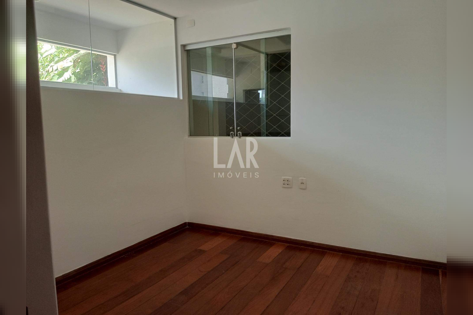 Casa de 7 quartos à venda, Santa Lúcia, Belo Horizonte - MG