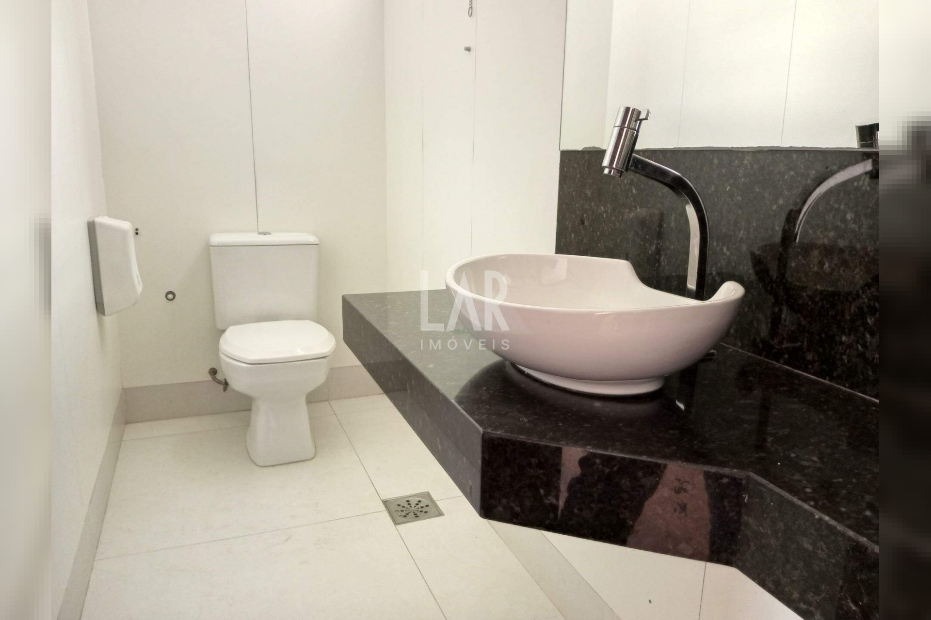 Casa de 7 quartos à venda, Santa Lúcia, Belo Horizonte - MG