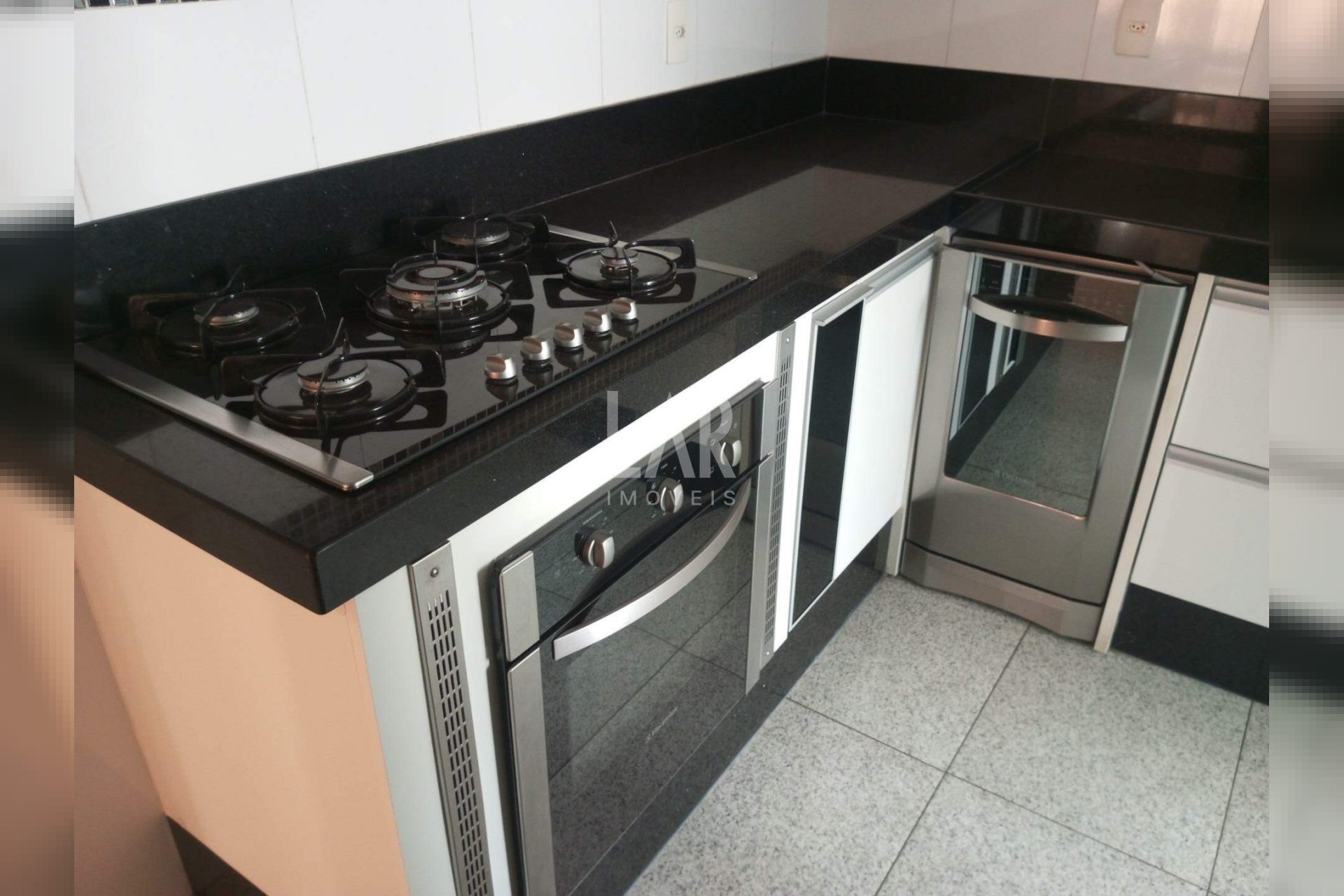 Apartamento de 2 quartos para alugar, Lourdes, Belo Horizonte - MG
