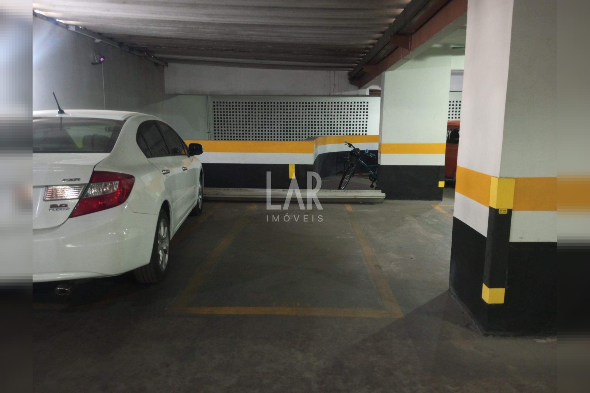 Apartamento de 2 quartos para alugar, Lourdes, Belo Horizonte - MG