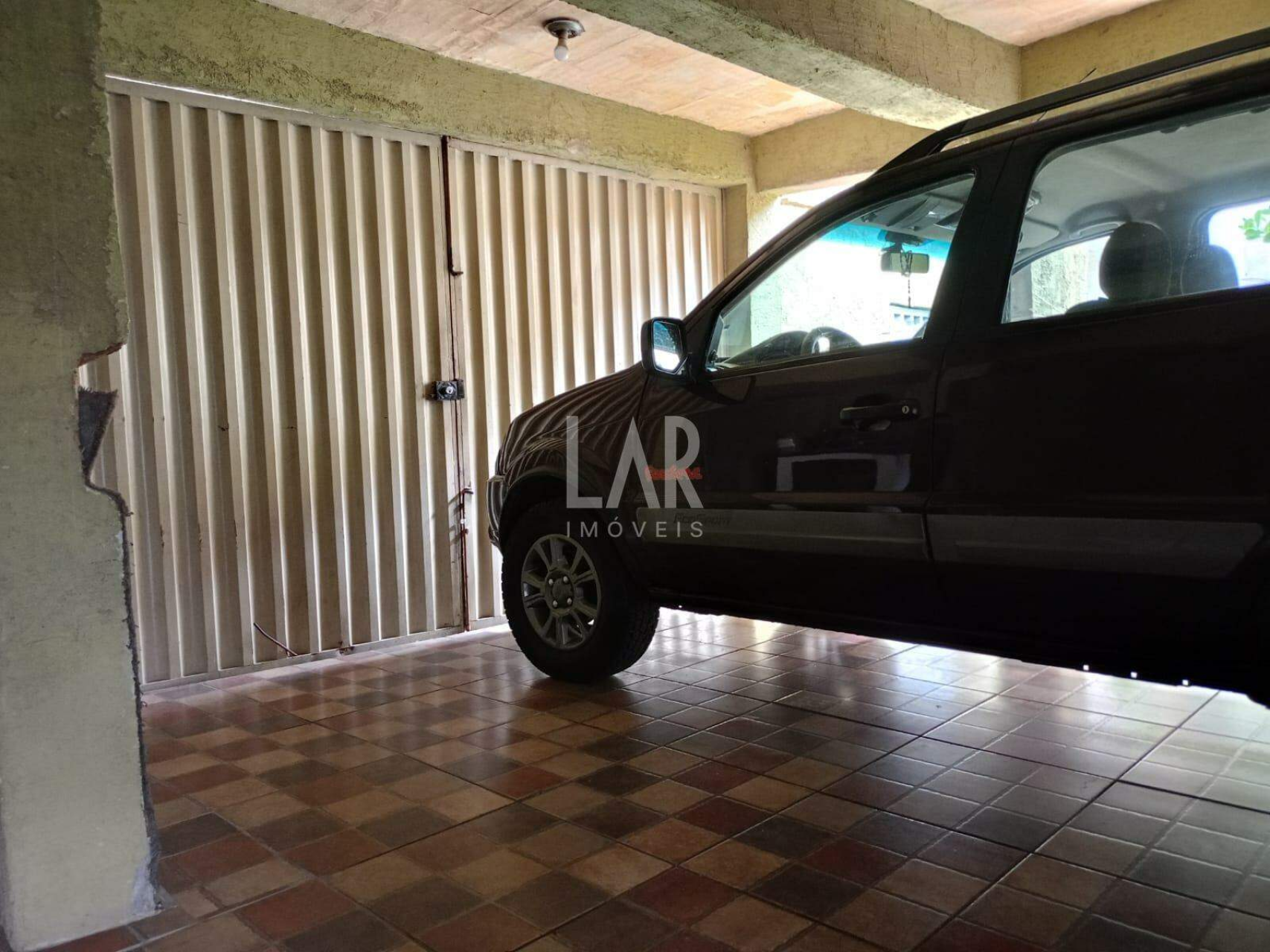 Casa de 8 quartos à venda, Goiânia, Belo Horizonte - MG