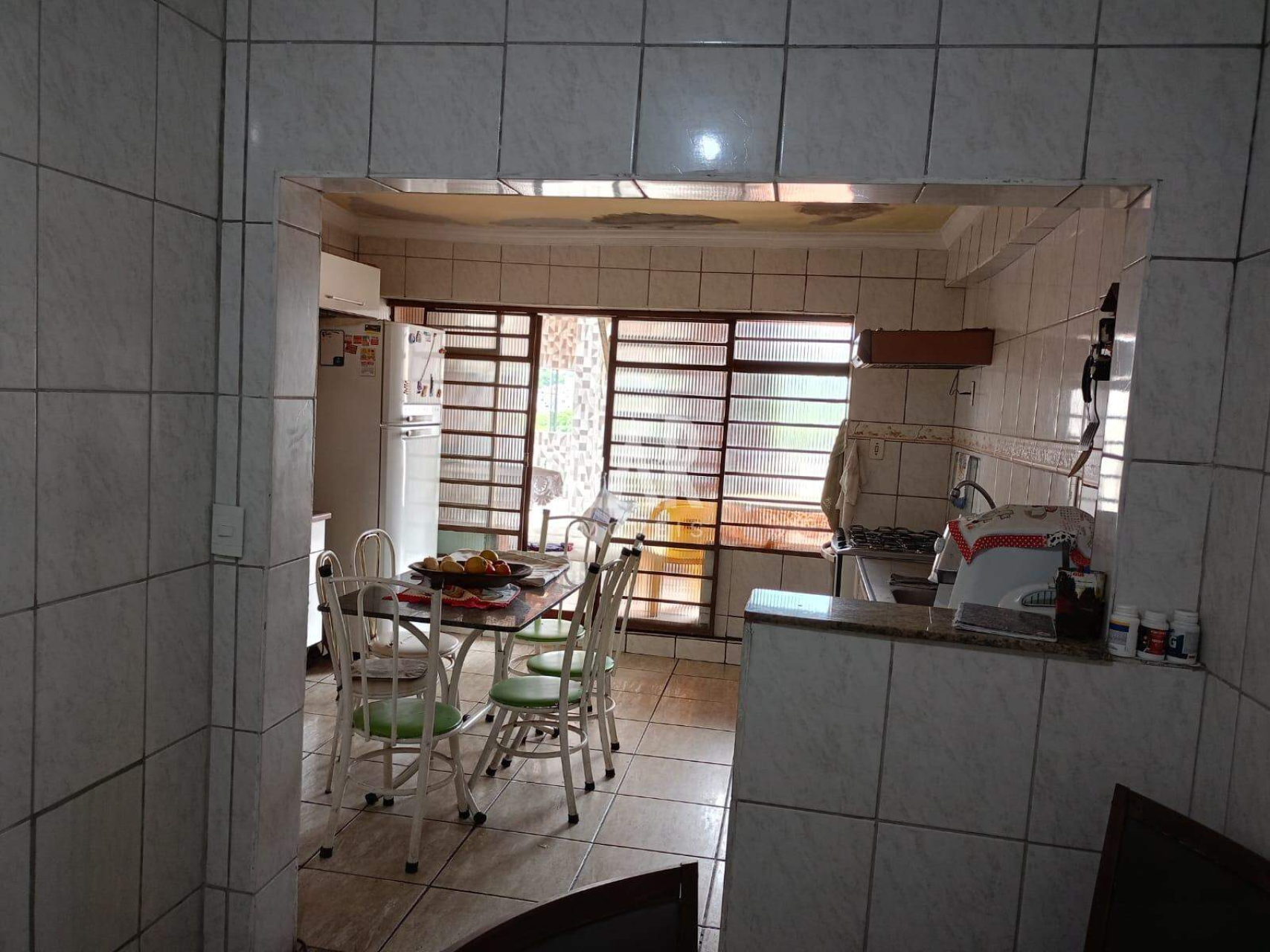 Casa de 8 quartos à venda, Goiânia, Belo Horizonte - MG