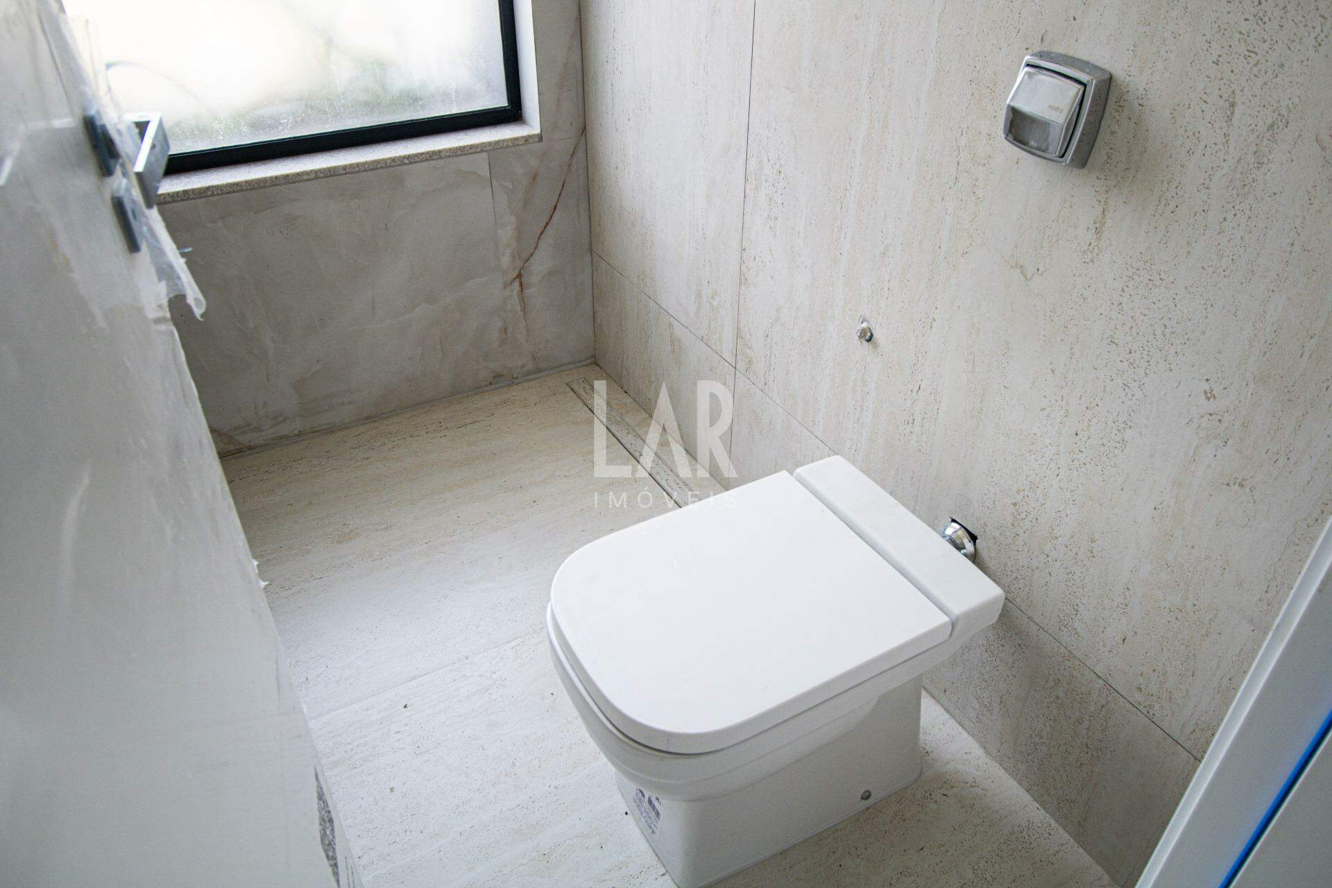 Casa em Condomínio de 5 quartos à venda, Alphaville Vespasiano, Vespasiano - MG